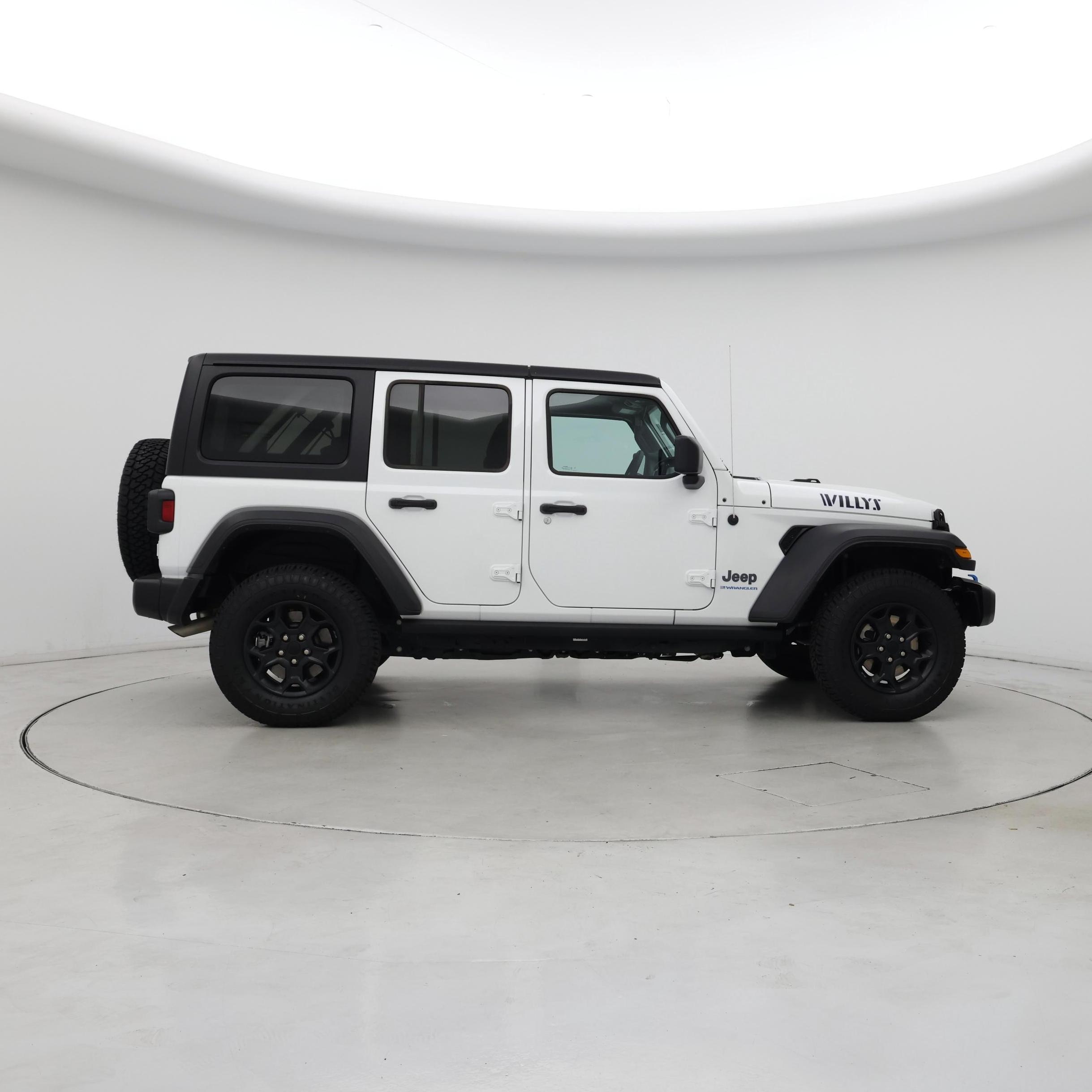 Thumbnail: 2023 Jeep Wrangler - 7