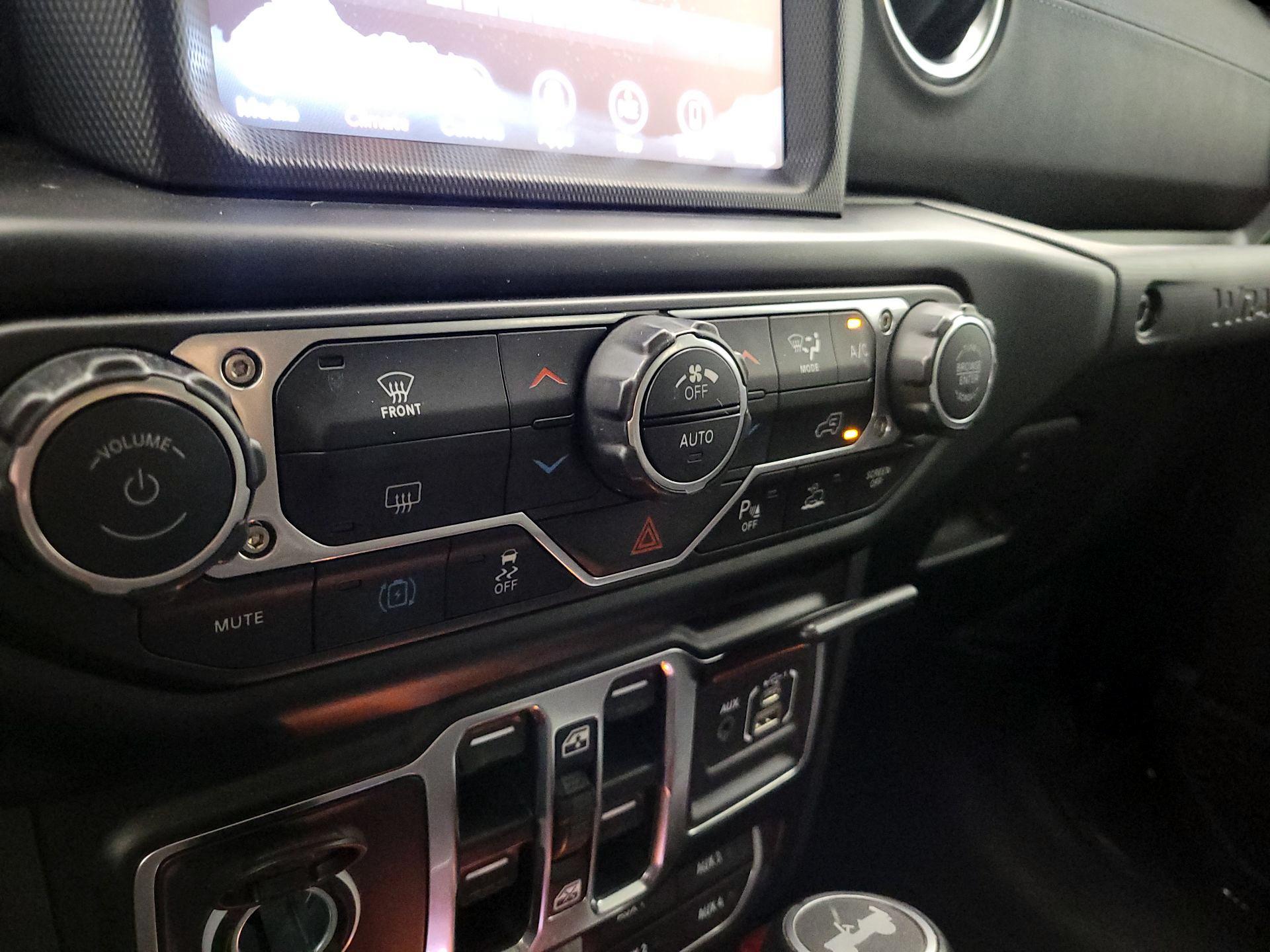 Thumbnail: 2021 Jeep Wrangler - 17
