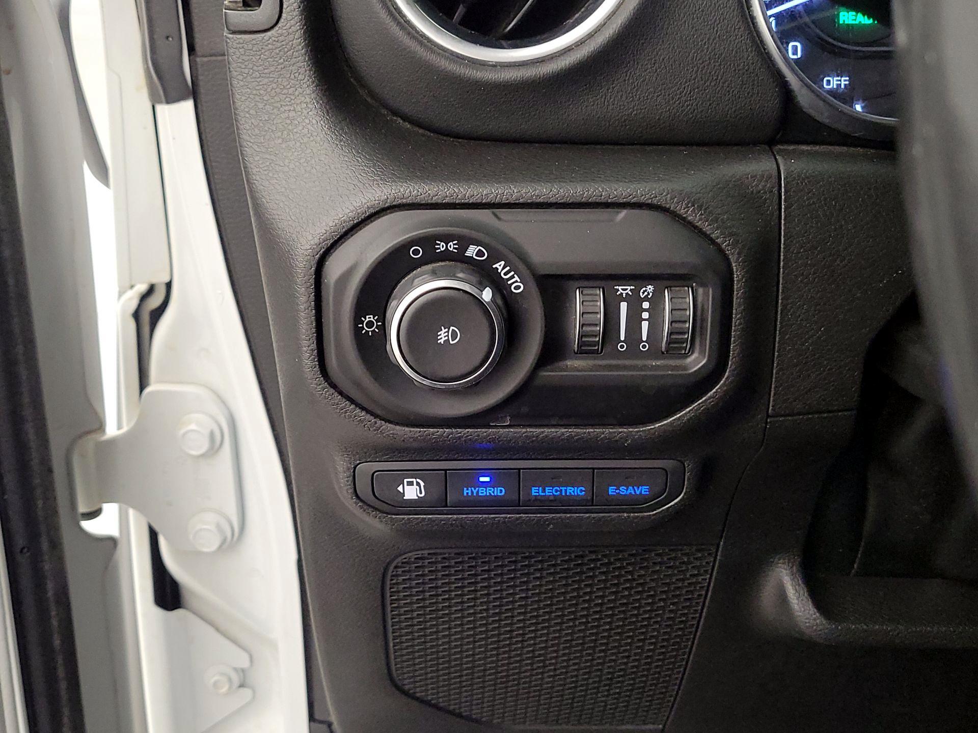 Thumbnail: 2022 Jeep Wrangler - 13