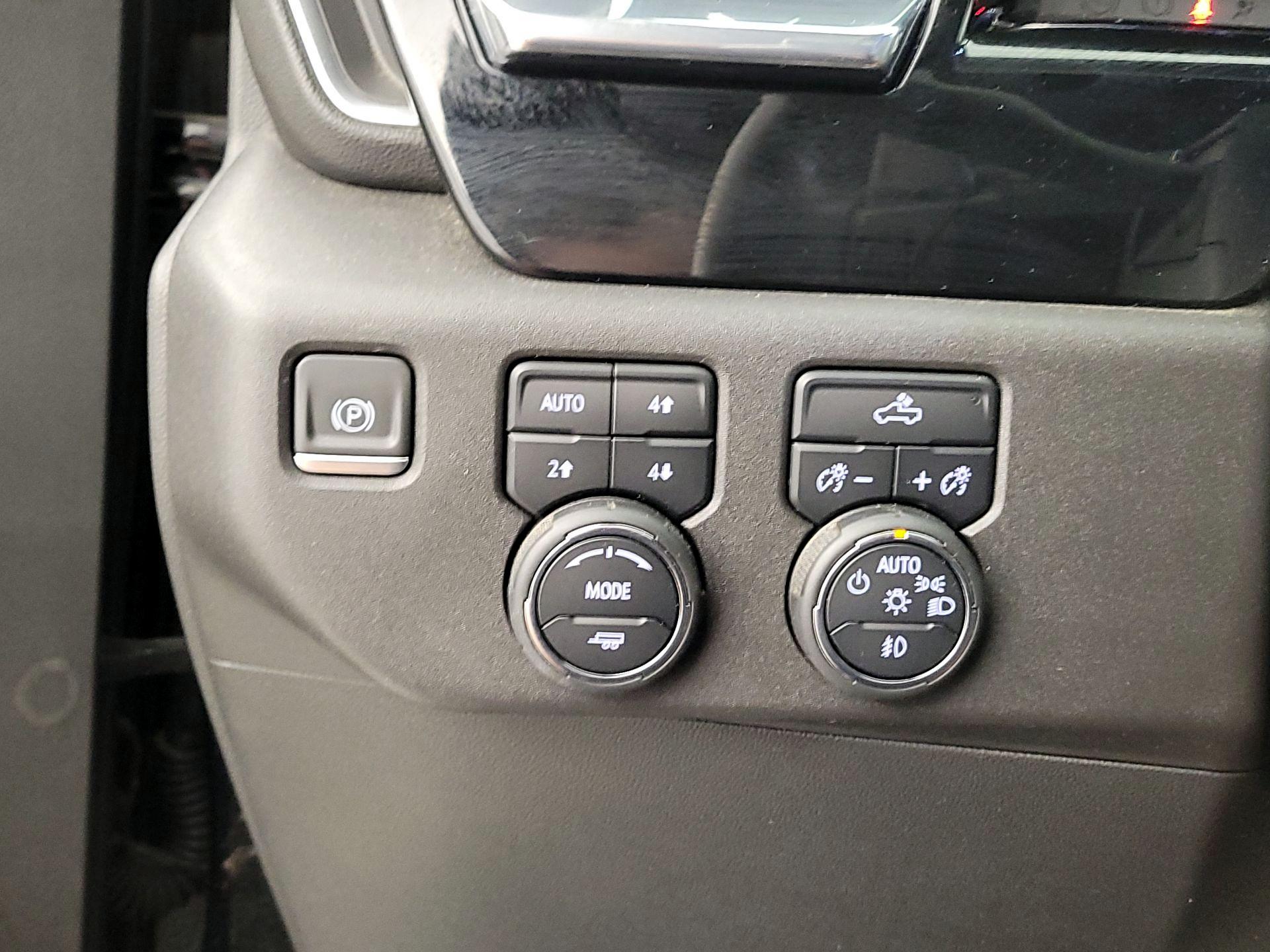 Thumbnail: 2023 Chevrolet Silverado 1500 - 13