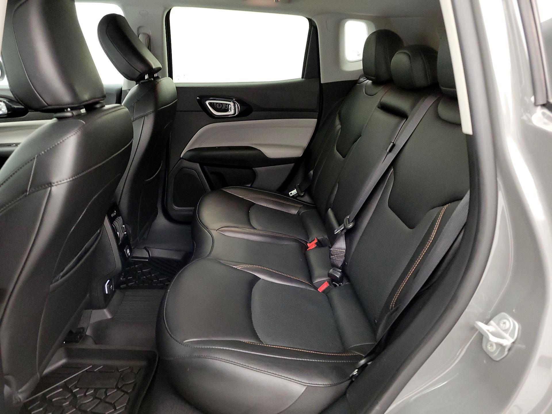 Thumbnail: 2022 Jeep Compass - 19