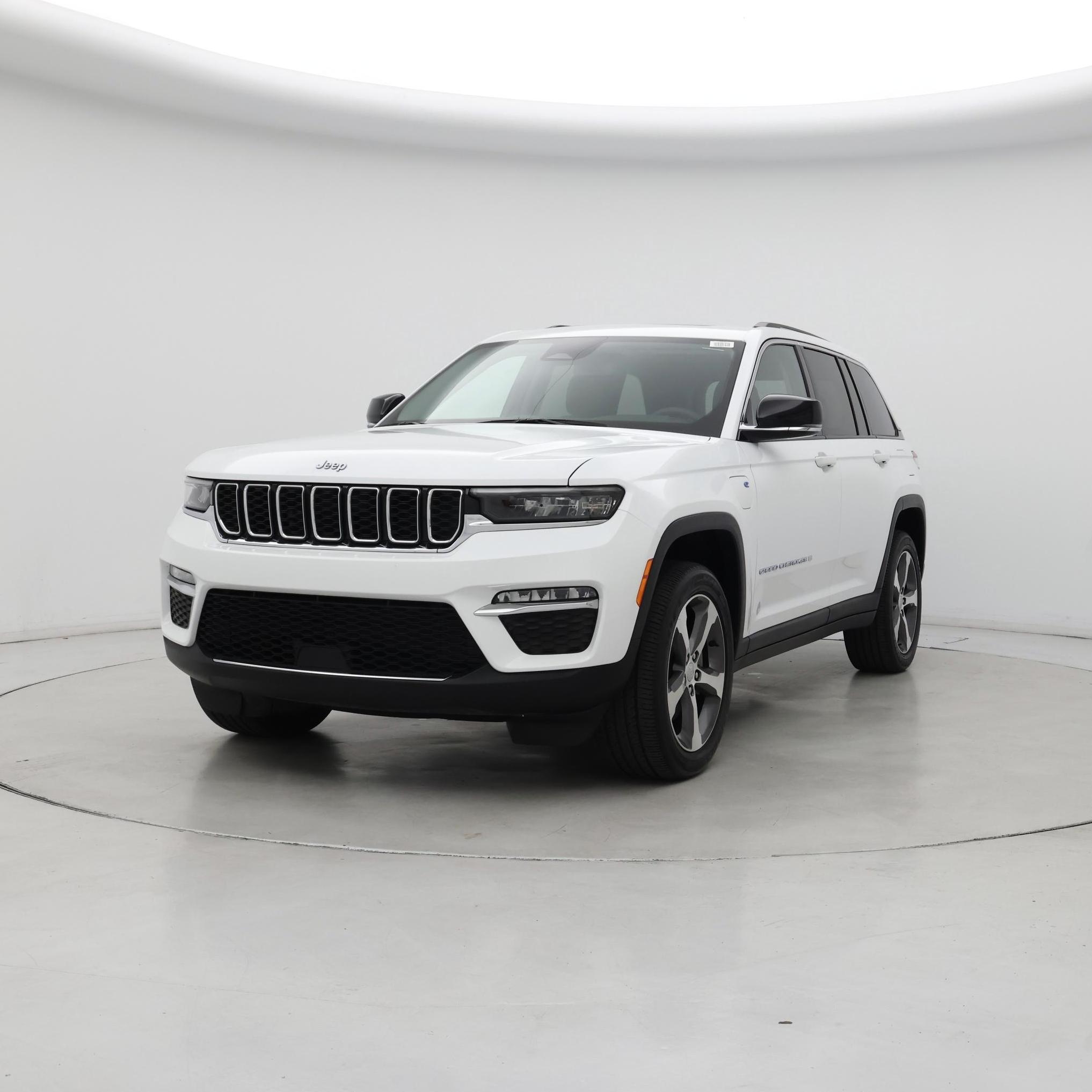 Thumbnail: 2023 Jeep Grand Cherokee - 4