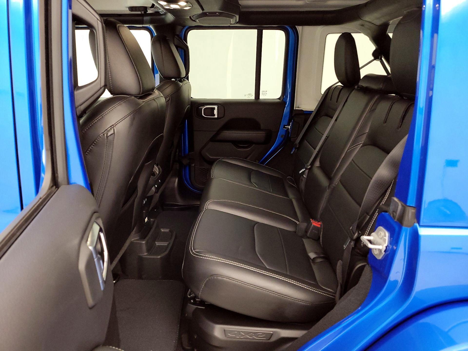 Thumbnail: 2022 Jeep Wrangler - 20