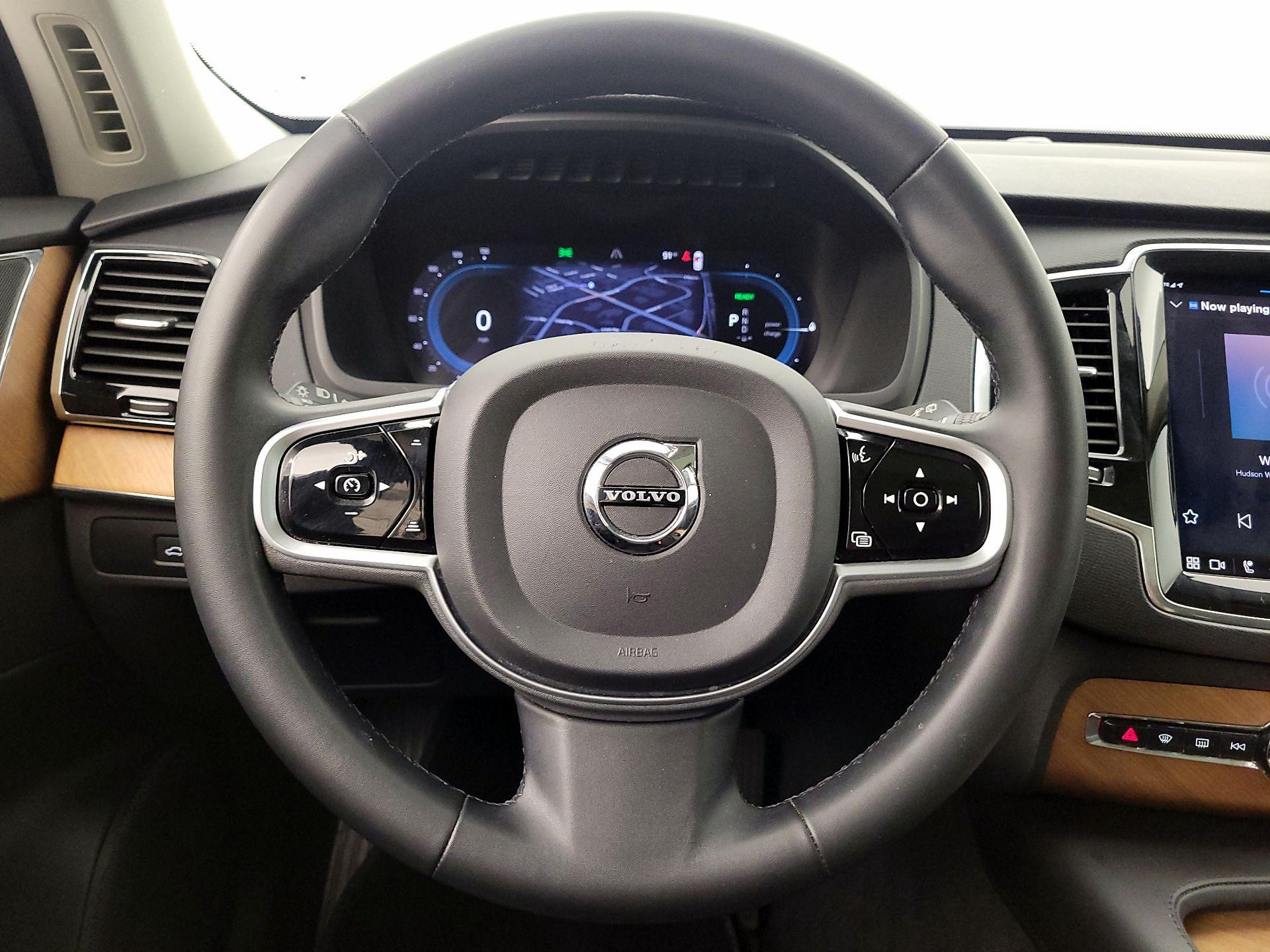 Thumbnail: 2023 Volvo XC90 - 10