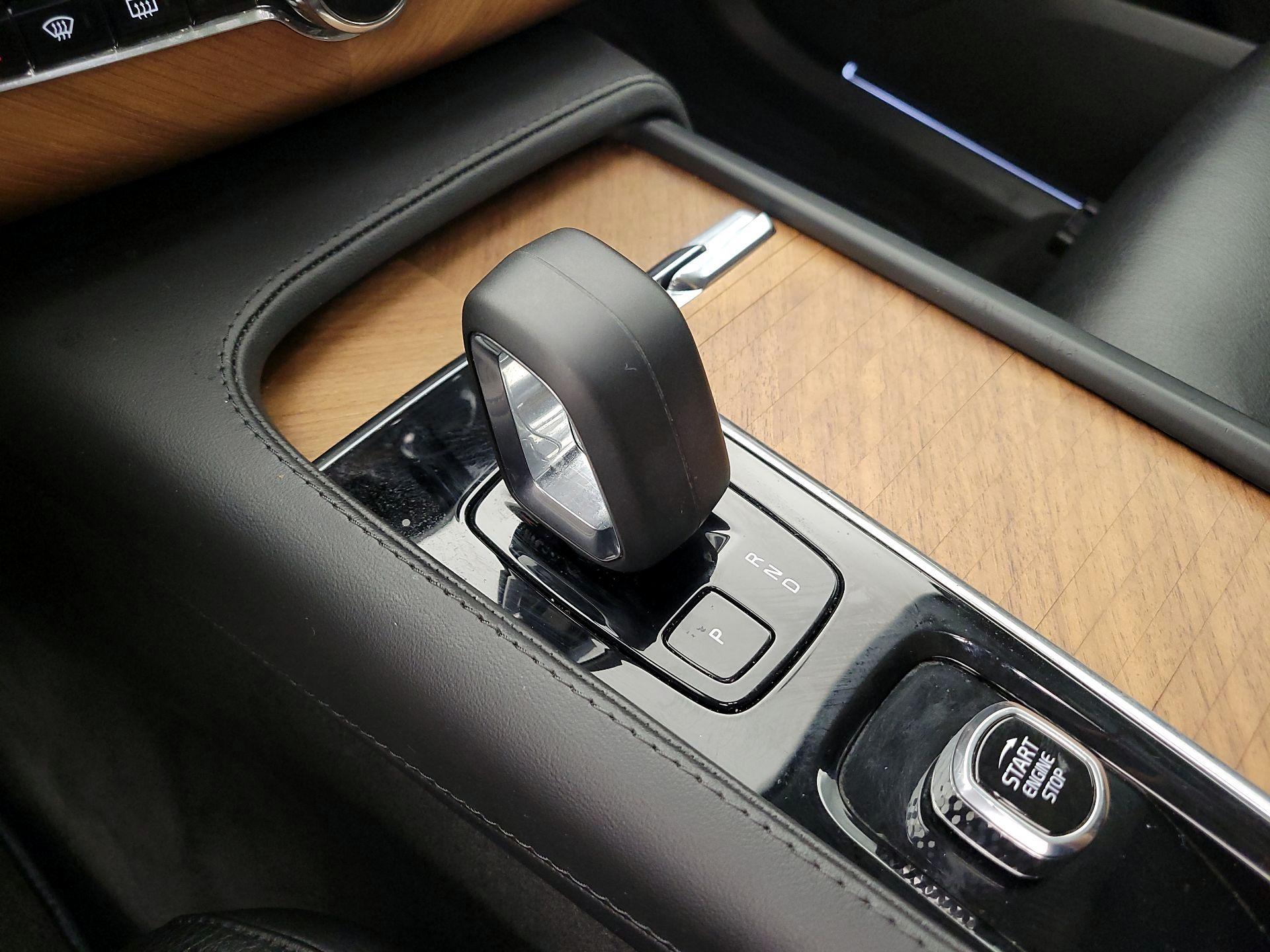Thumbnail: 2023 Volvo XC90 - 17