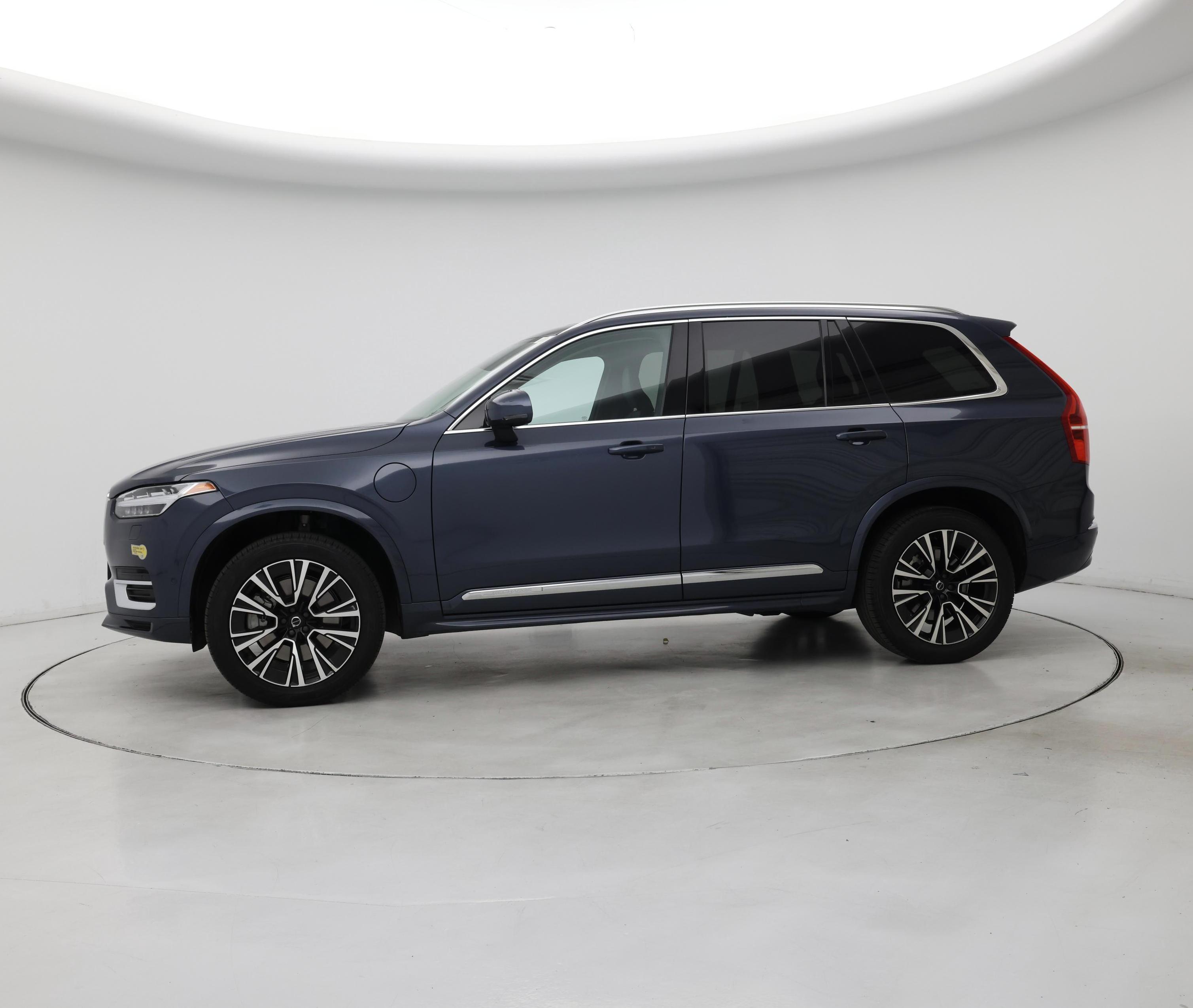 Thumbnail: 2023 Volvo XC90 - 3