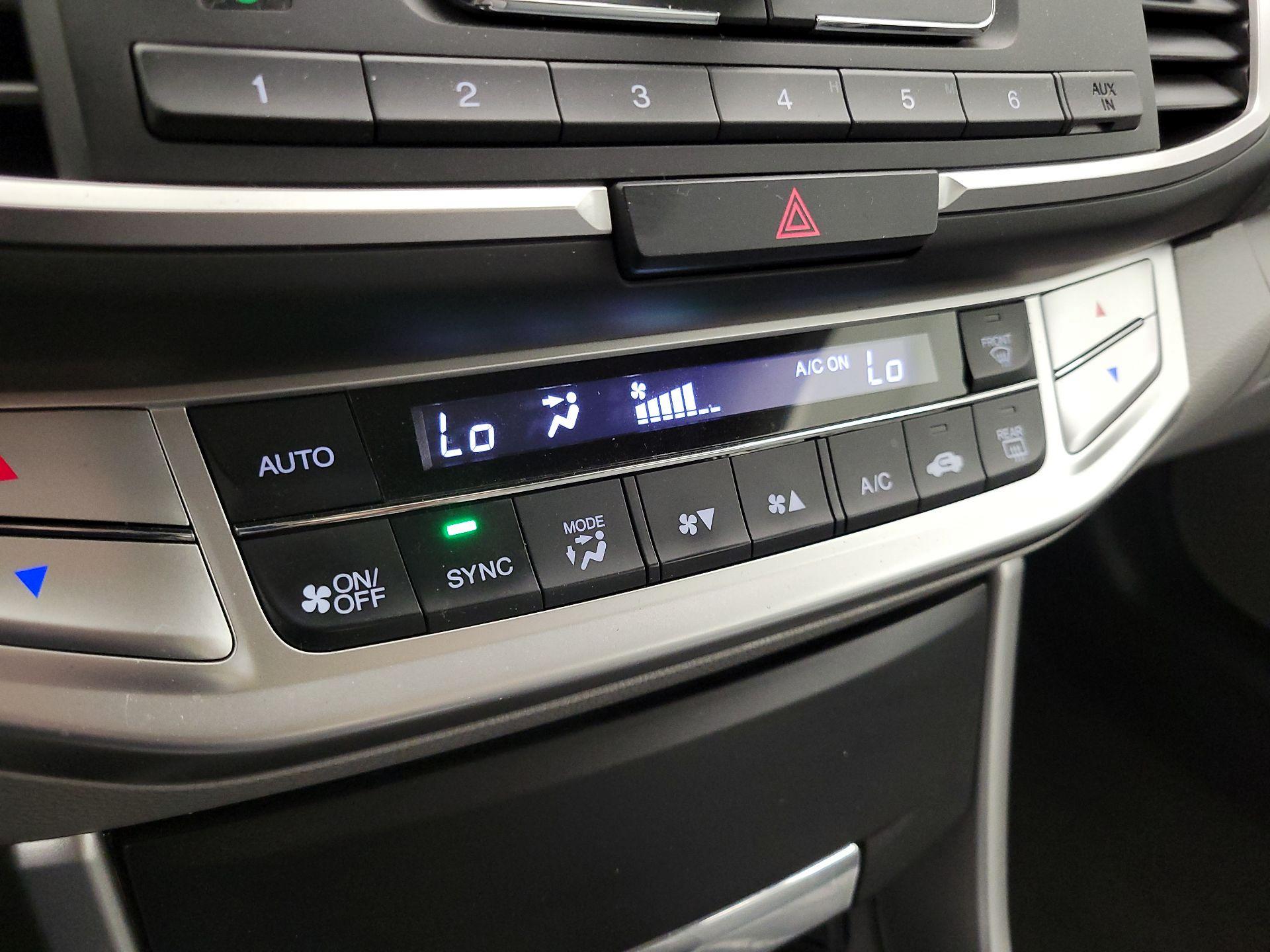 Thumbnail: 2015 Honda Accord - 16