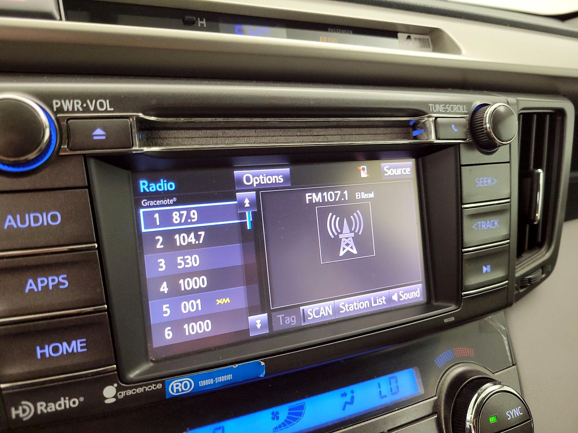 Thumbnail: 2015 Toyota RAV4 - 15