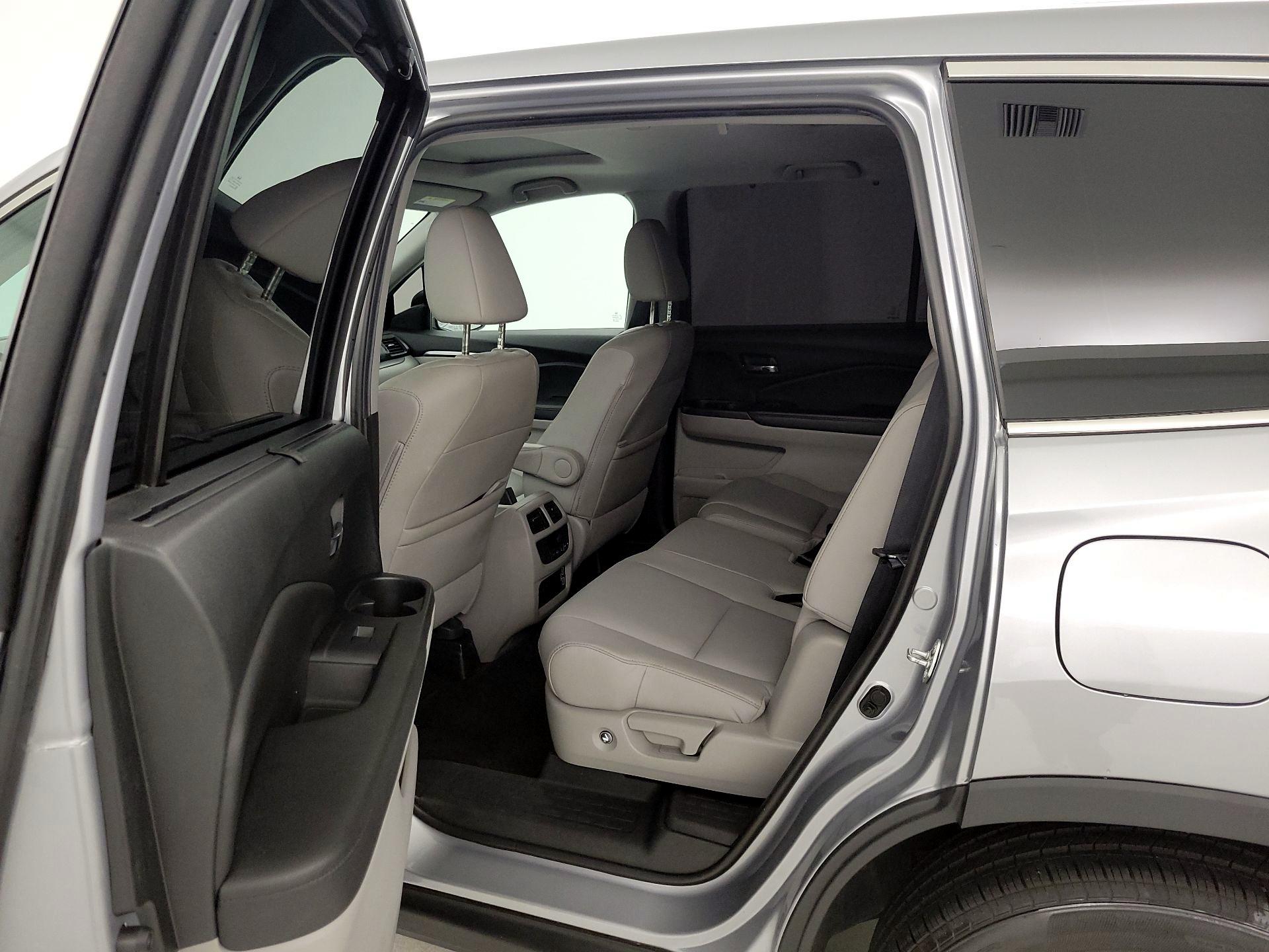 Thumbnail: 2021 Honda Pilot - 20