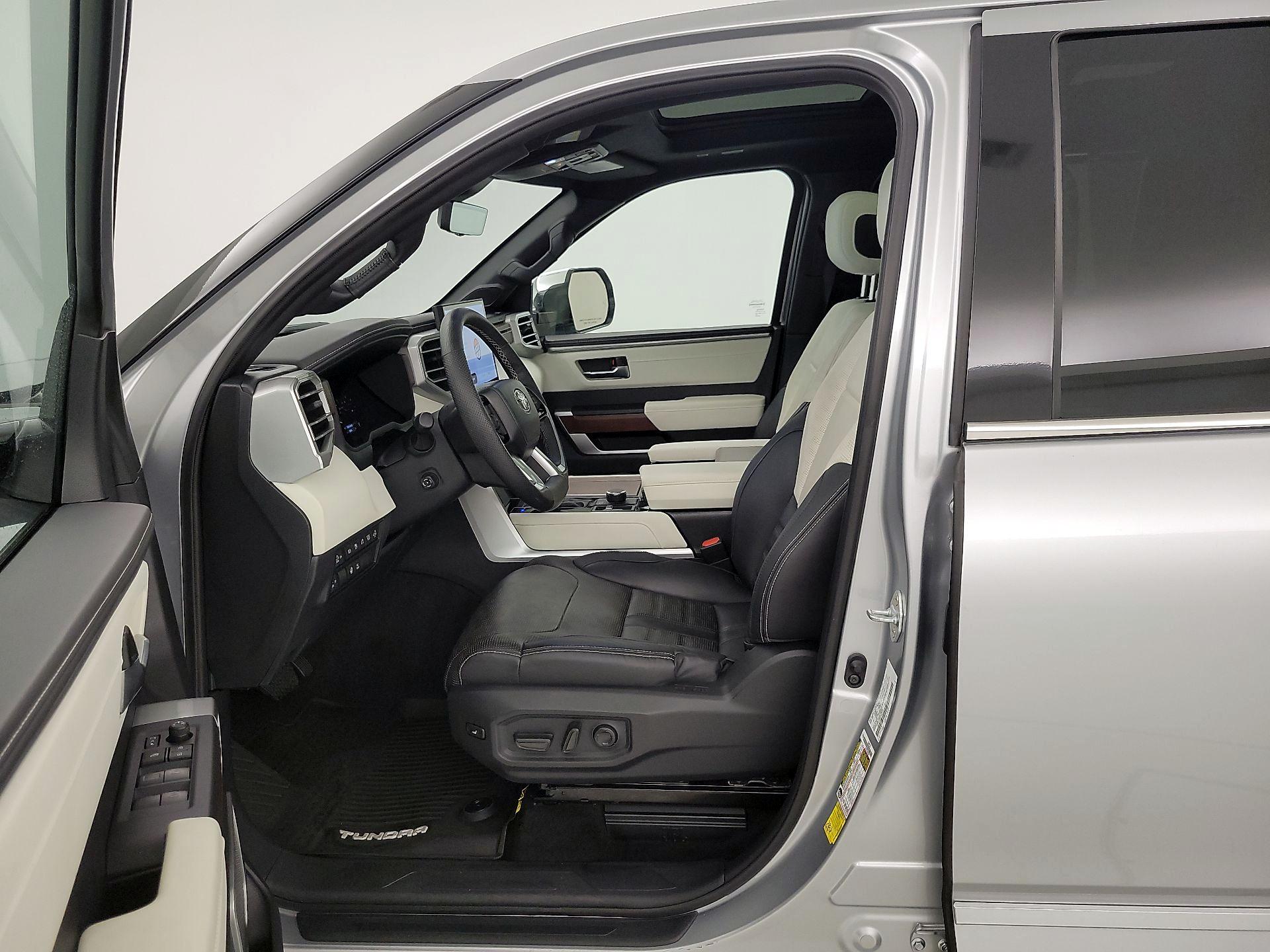 Thumbnail: 2023 Toyota Tundra - 11