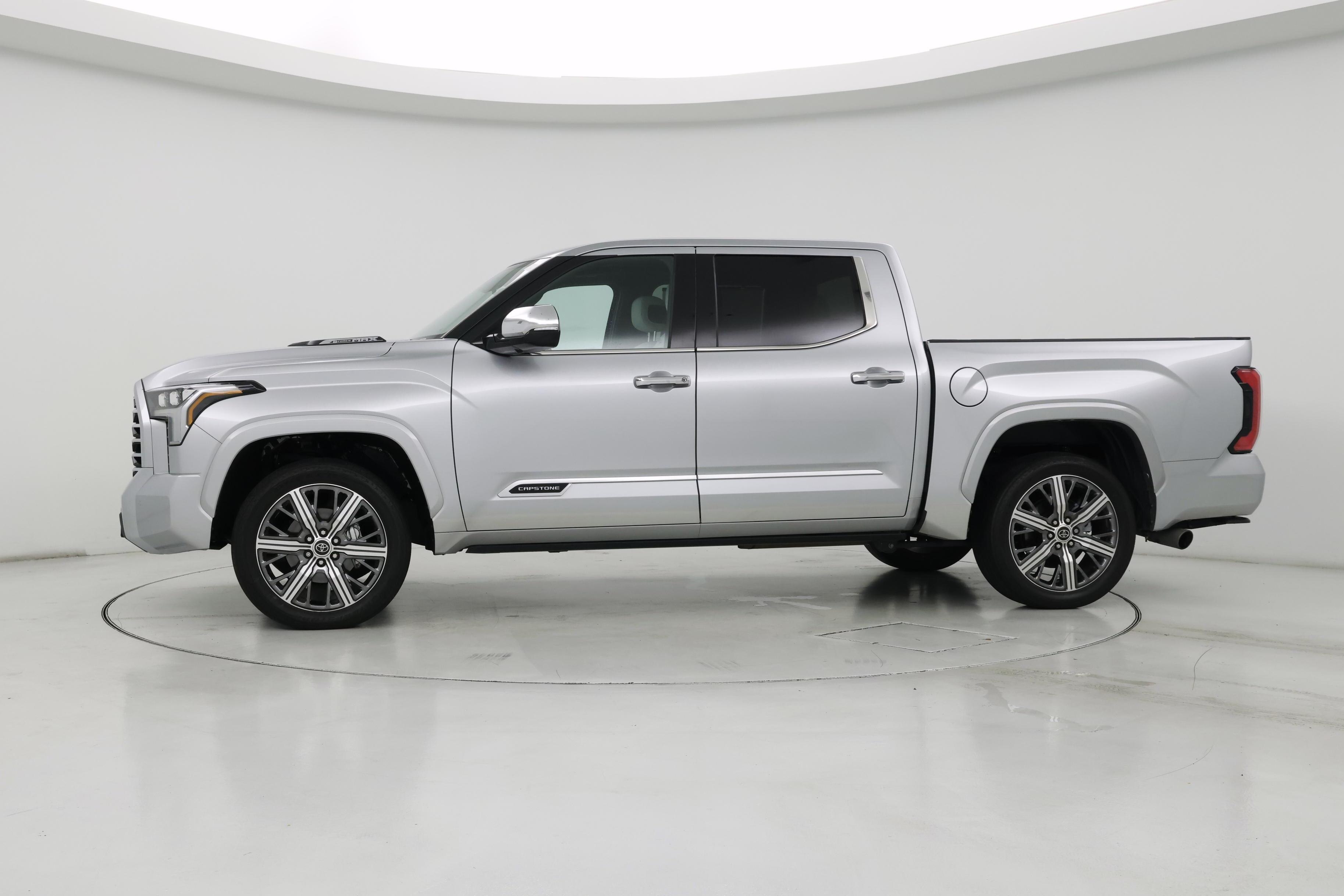 Thumbnail: 2023 Toyota Tundra - 3