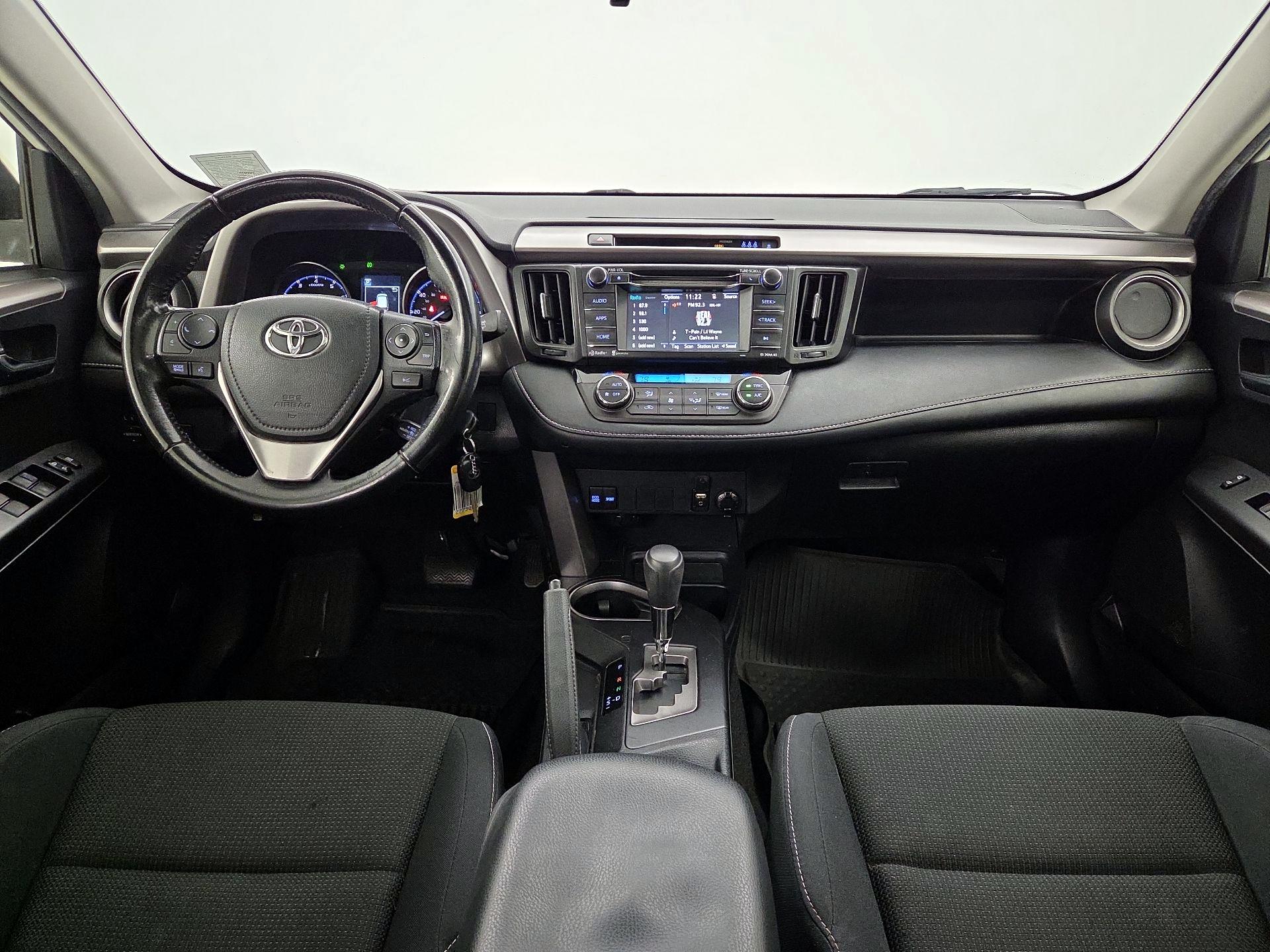 Thumbnail: 2018 Toyota RAV4 - 9