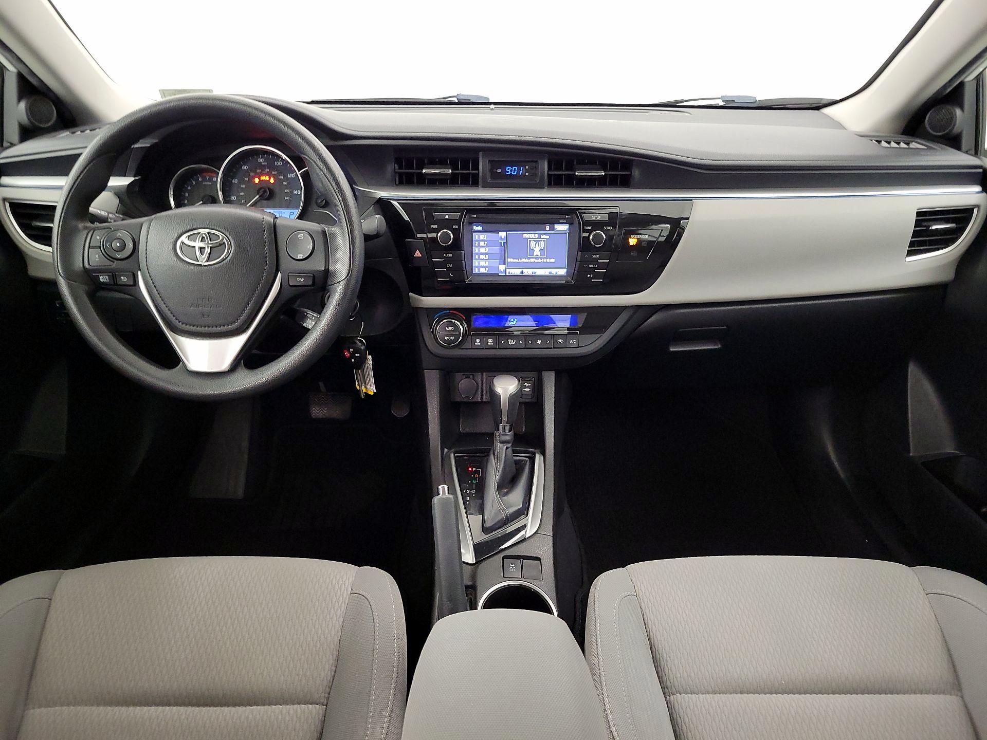 Thumbnail: 2015 Toyota Corolla - 9