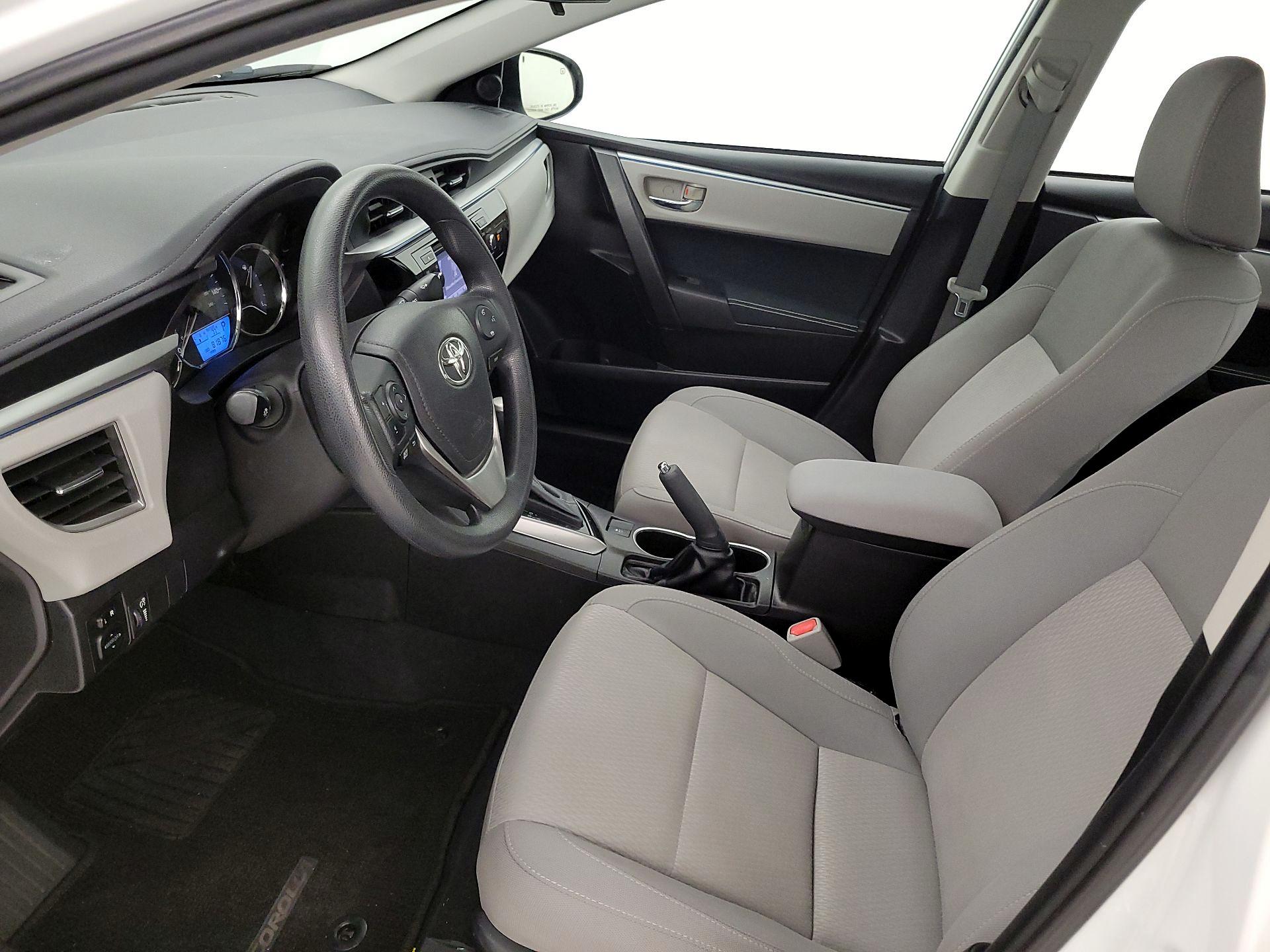 Thumbnail: 2015 Toyota Corolla - 11