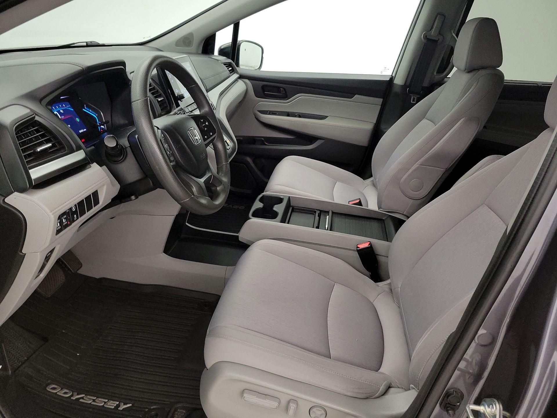 Thumbnail: 2021 Honda Odyssey - 11