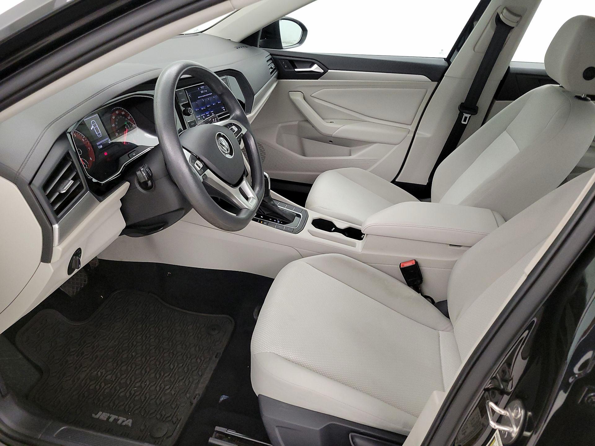 Thumbnail: 2020 Volkswagen Jetta - 11