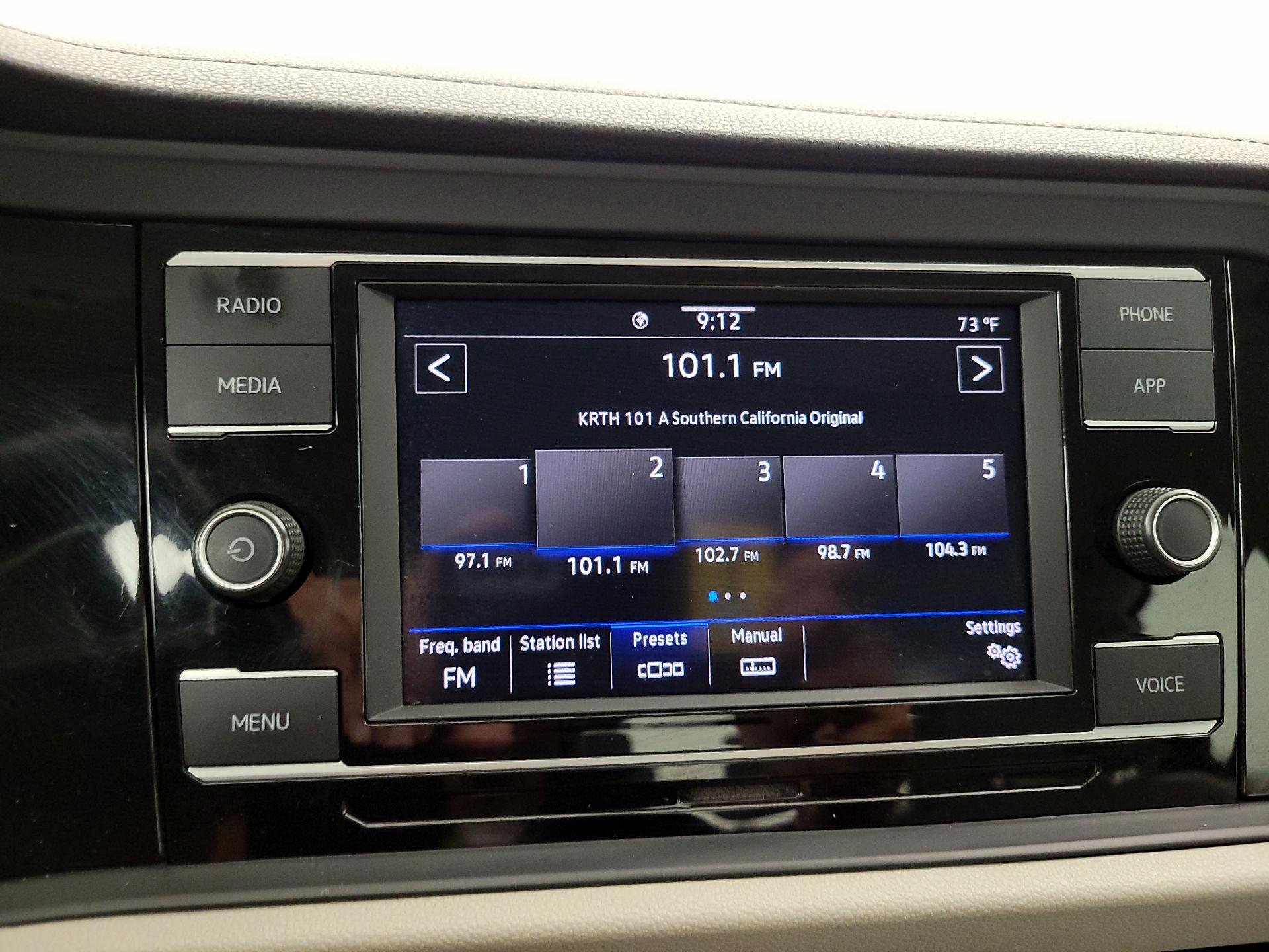 Thumbnail: 2020 Volkswagen Jetta - 15