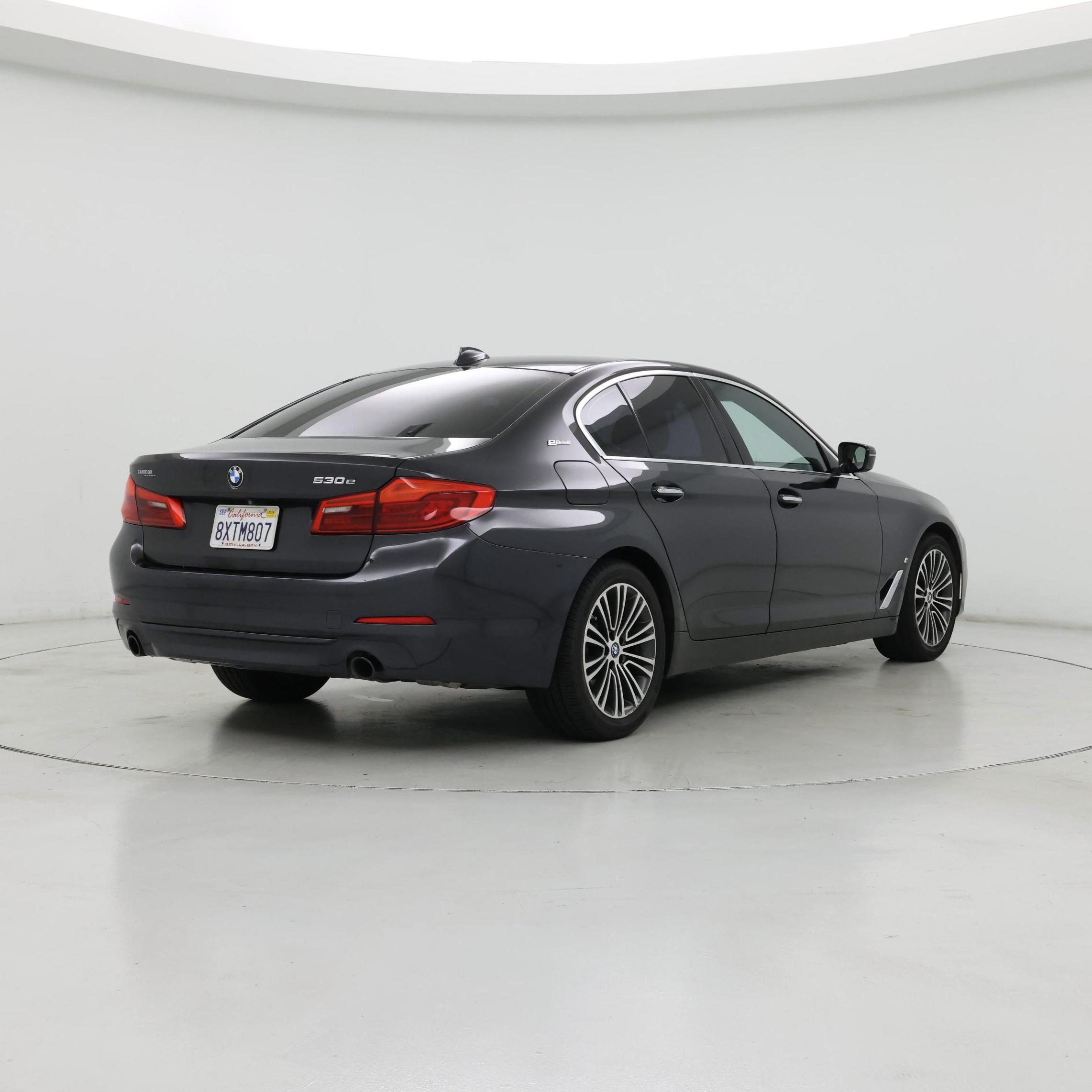 Thumbnail: 2018 BMW 5 Series - 8