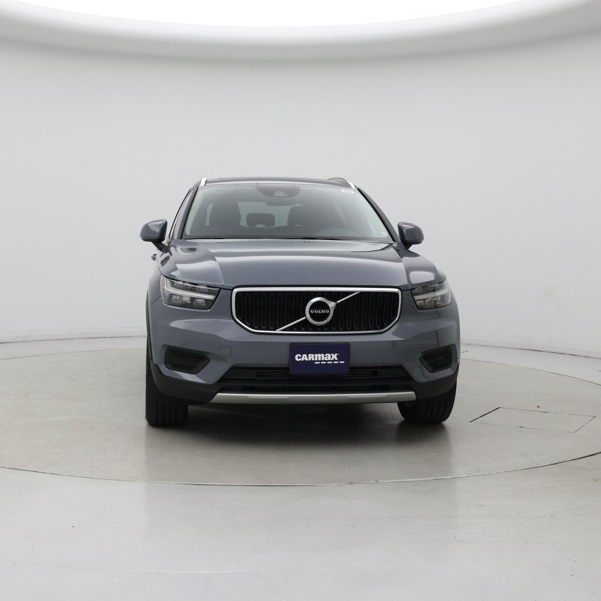 Thumbnail: 2022 Volvo XC40 - 5