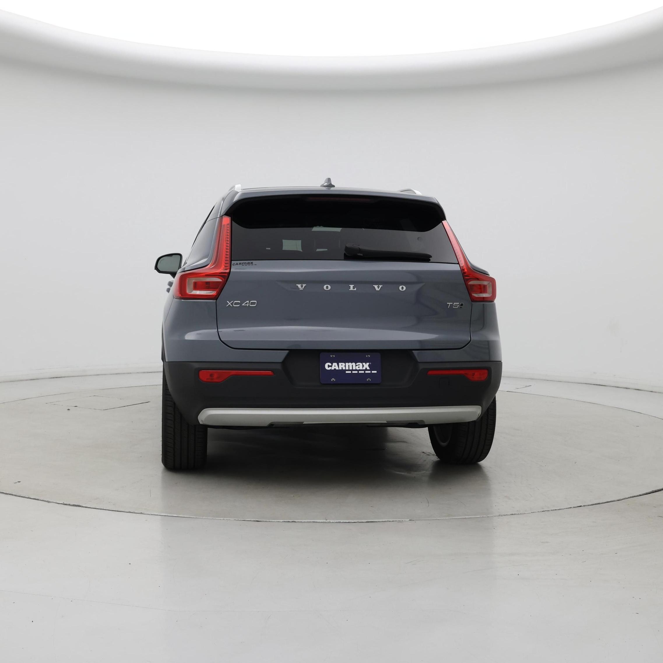 Thumbnail: 2022 Volvo XC40 - 6