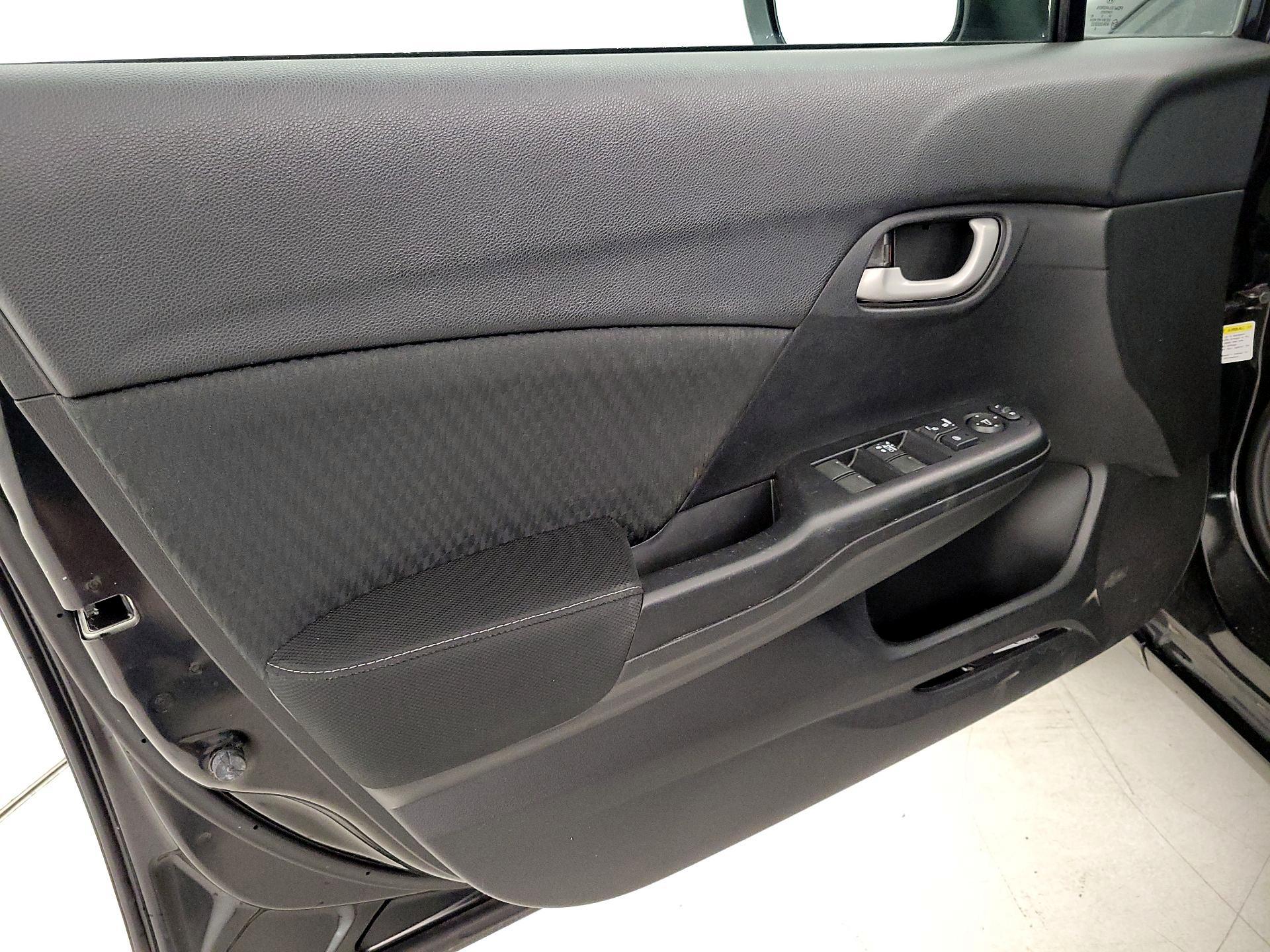 Thumbnail: 2015 Honda Civic - 12