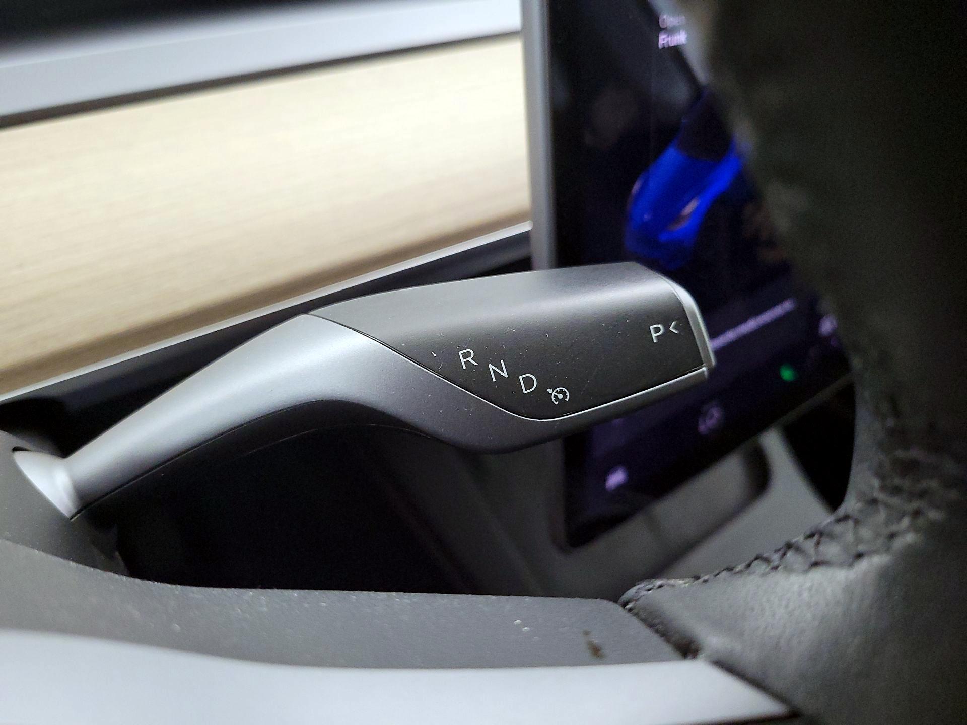 Thumbnail: 2022 Tesla Model Y - 17