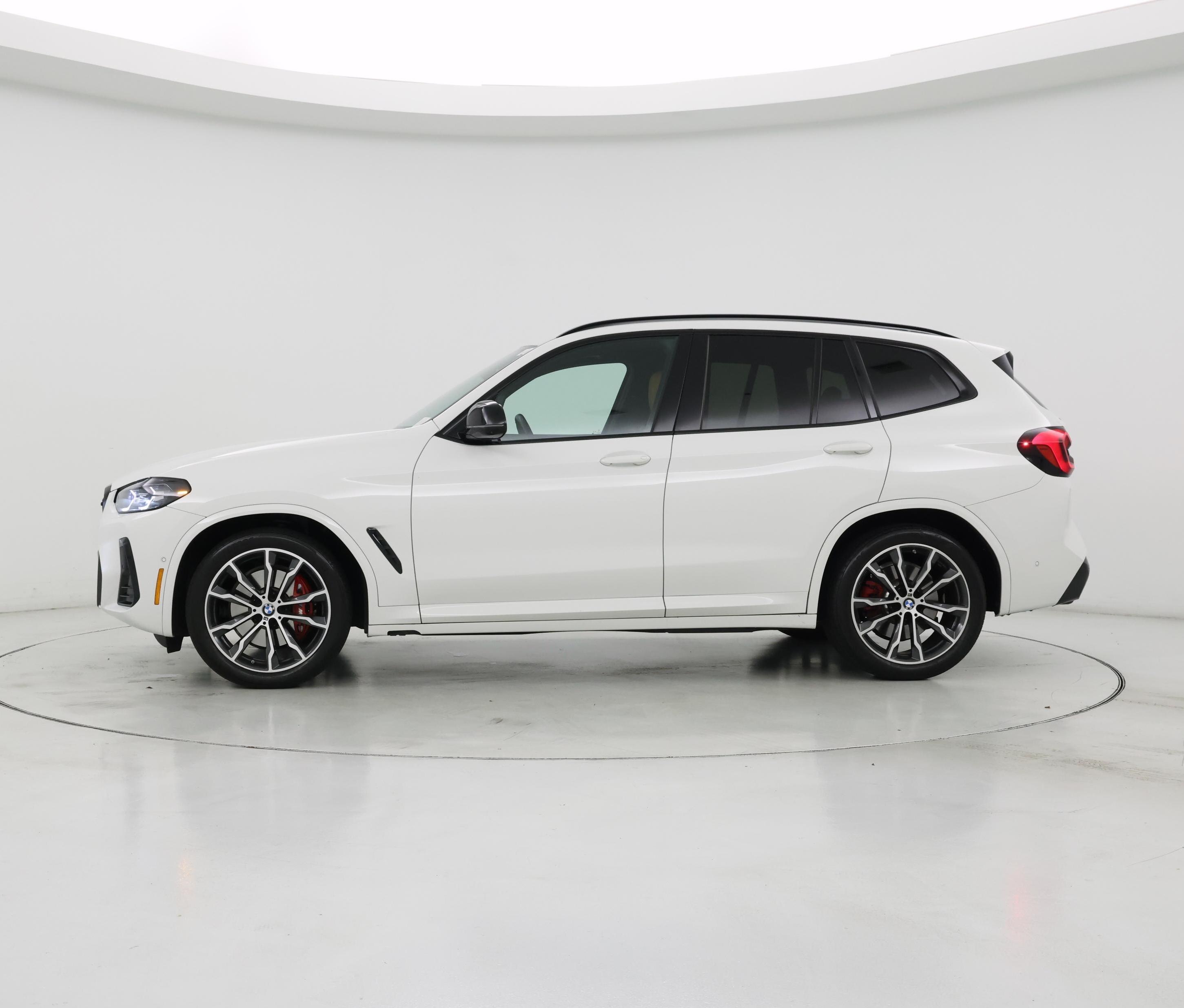 Thumbnail: 2022 BMW X3 - 3