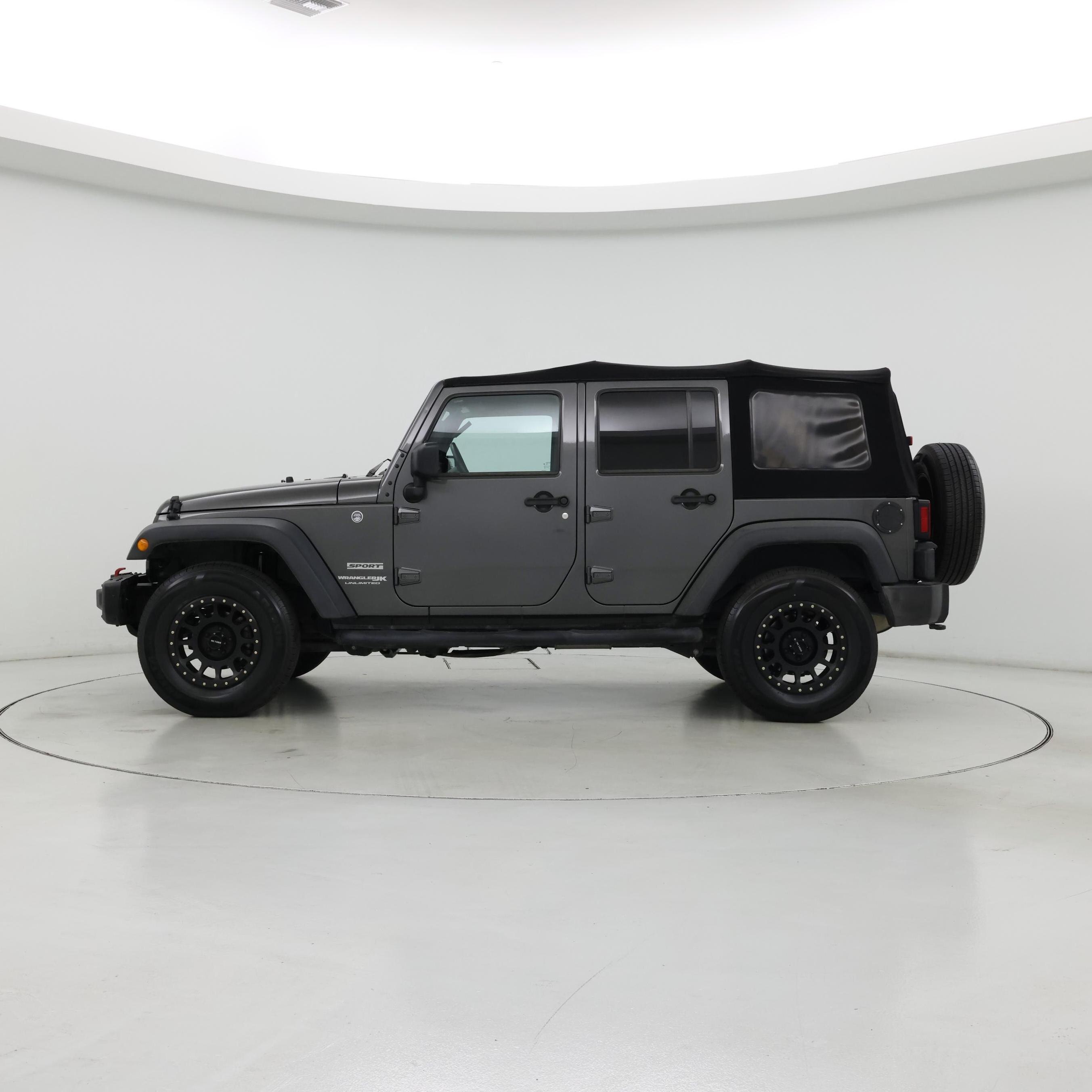 Thumbnail: 2018 Jeep Wrangler - 3