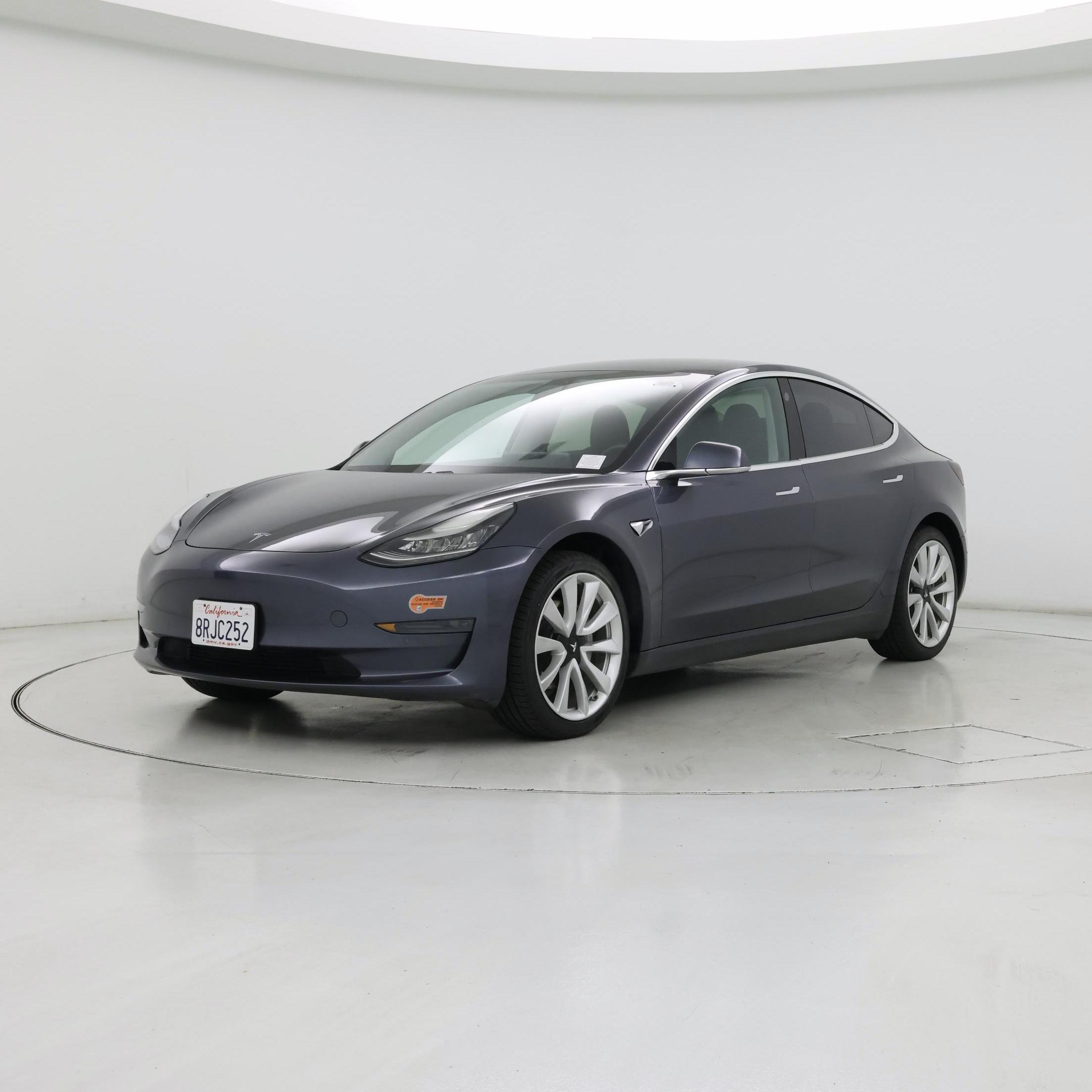 Thumbnail: 2020 Tesla Model 3 - 4