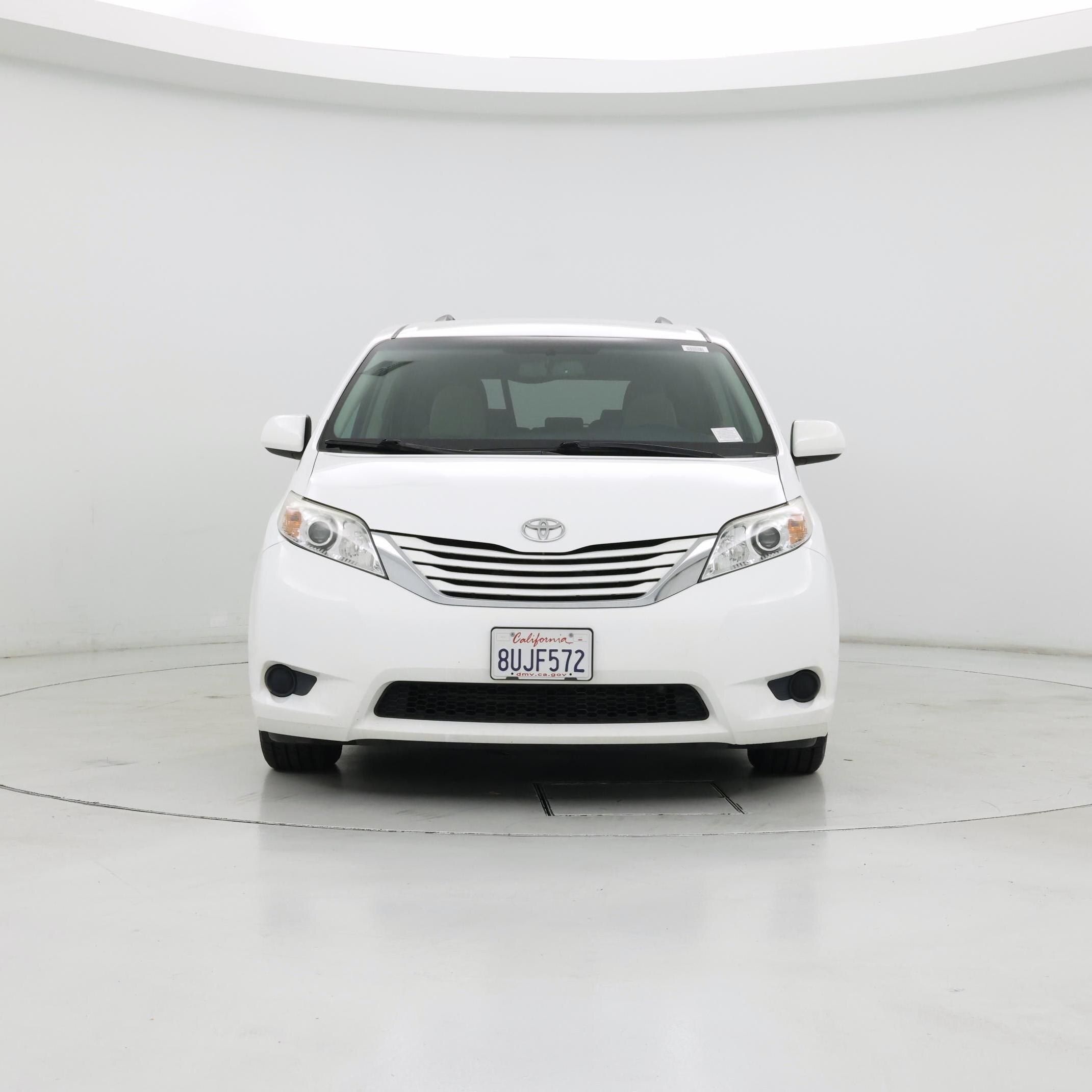 Thumbnail: 2017 Toyota Sienna - 5