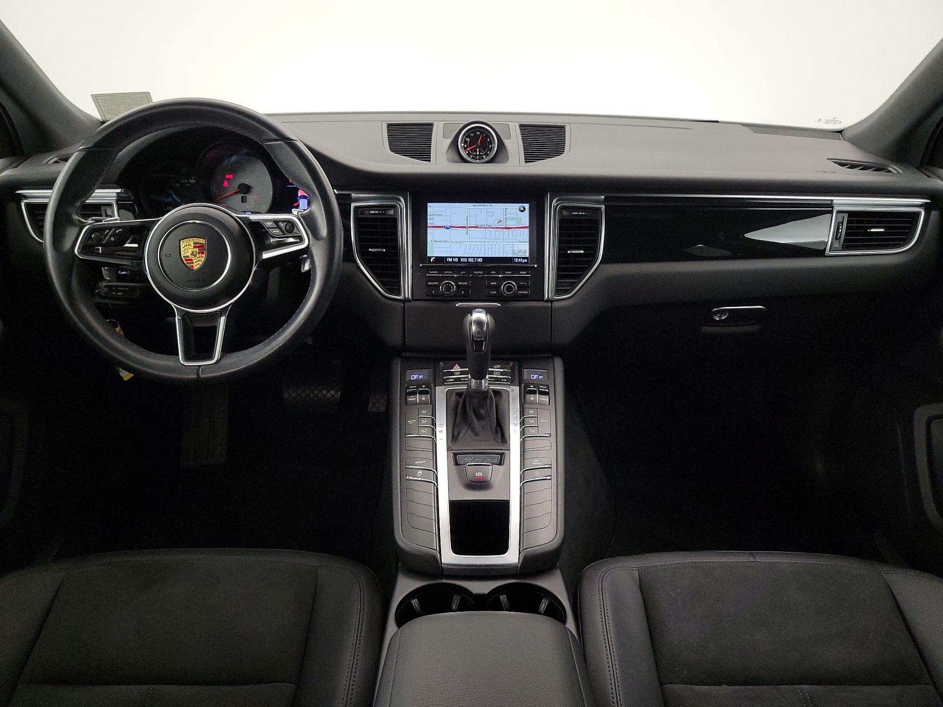Thumbnail: 2015 Porsche Macan - 9