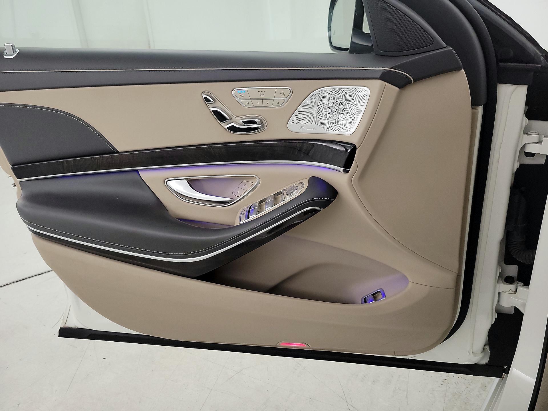 Thumbnail: 2016 Mercedes-Benz S-Class - 12