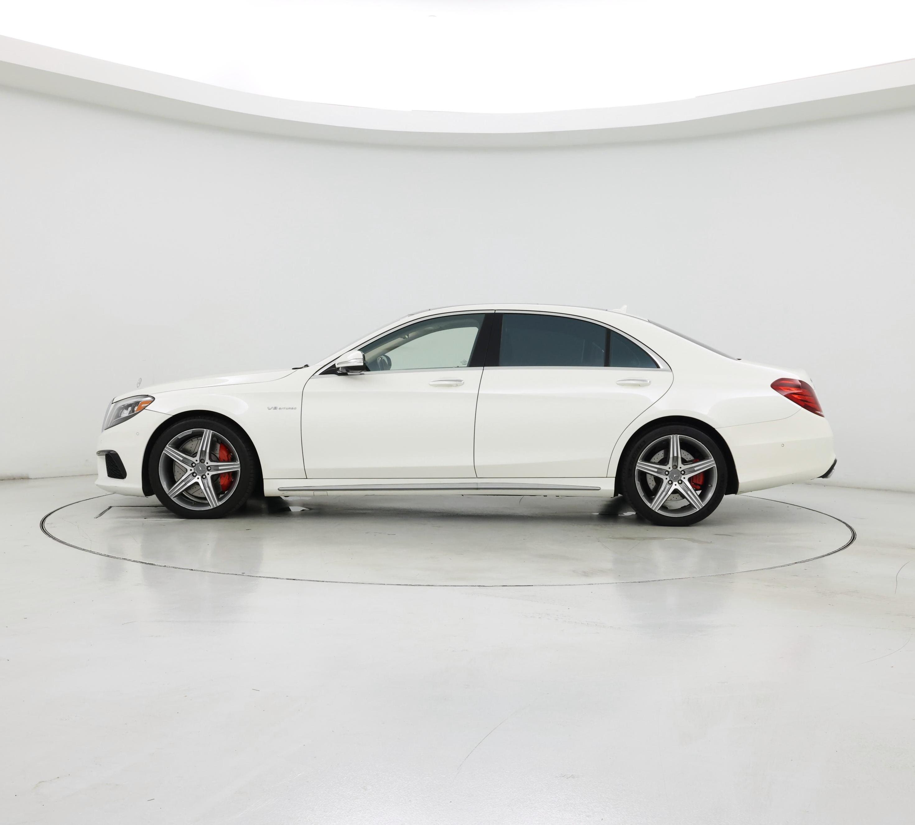 Thumbnail: 2016 Mercedes-Benz S-Class - 3