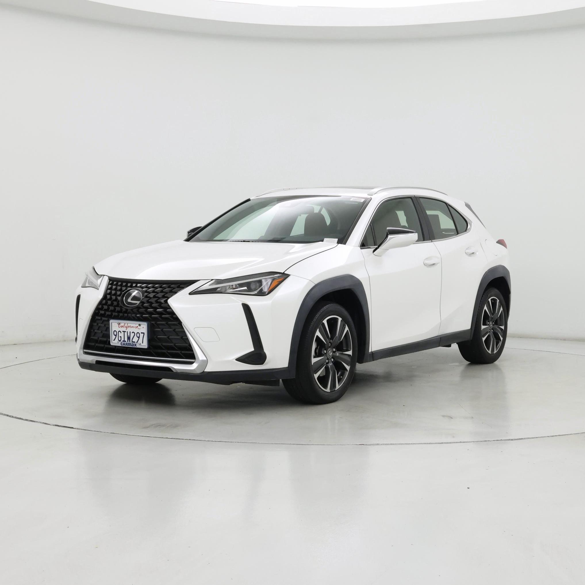 Thumbnail: 2020 Lexus UX - 4