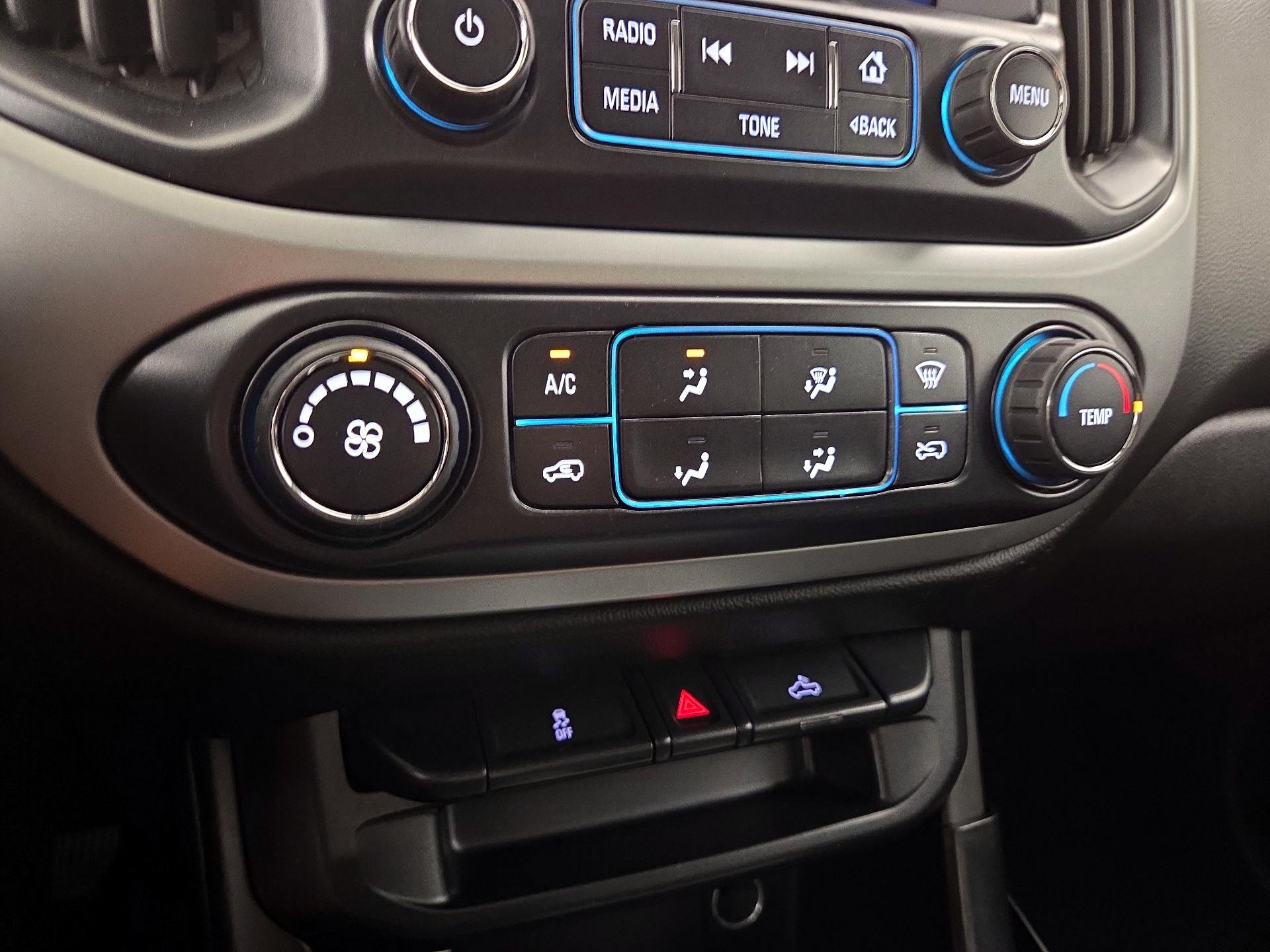 Thumbnail: 2016 Chevrolet Colorado - 16