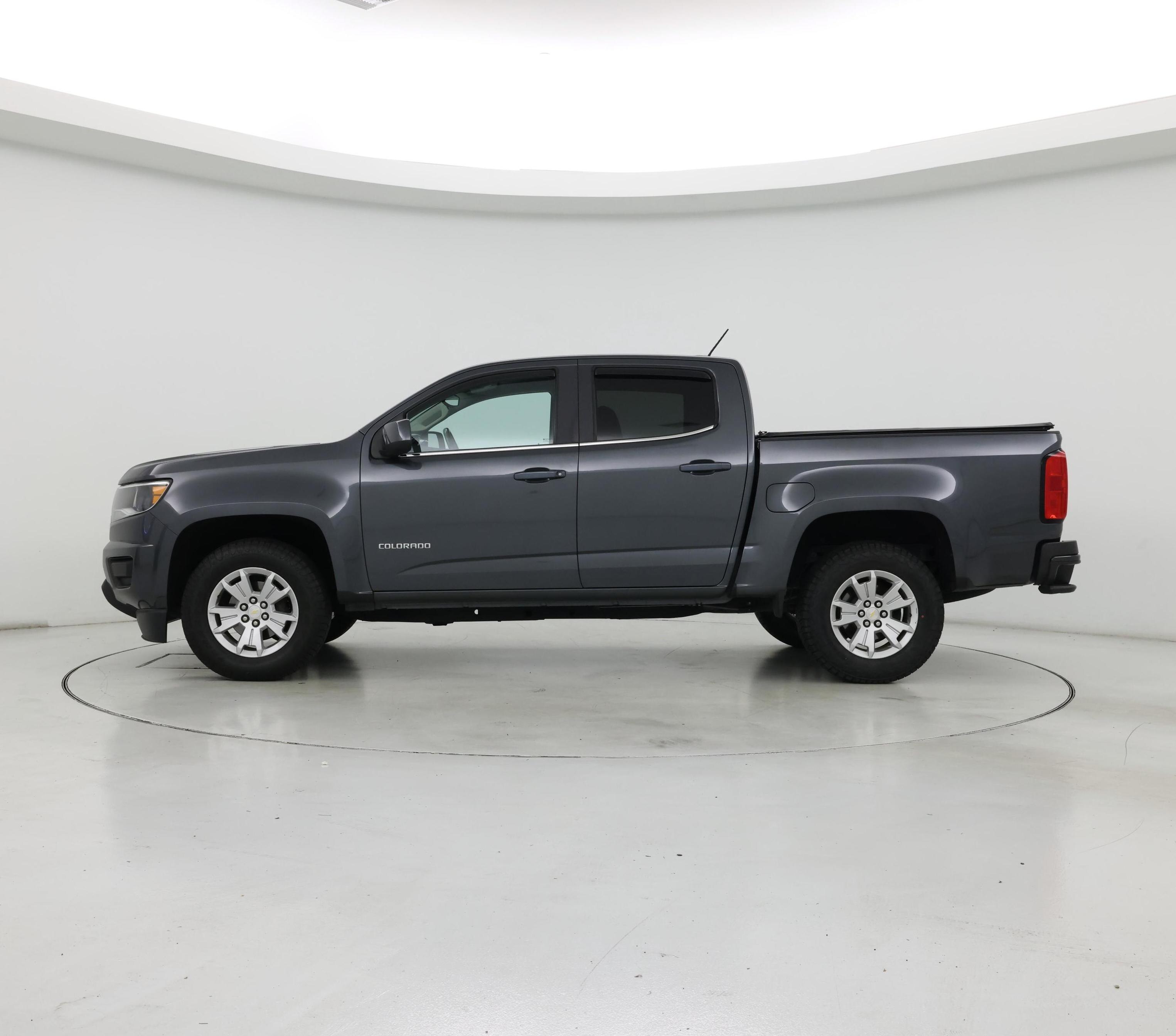 Thumbnail: 2016 Chevrolet Colorado - 3