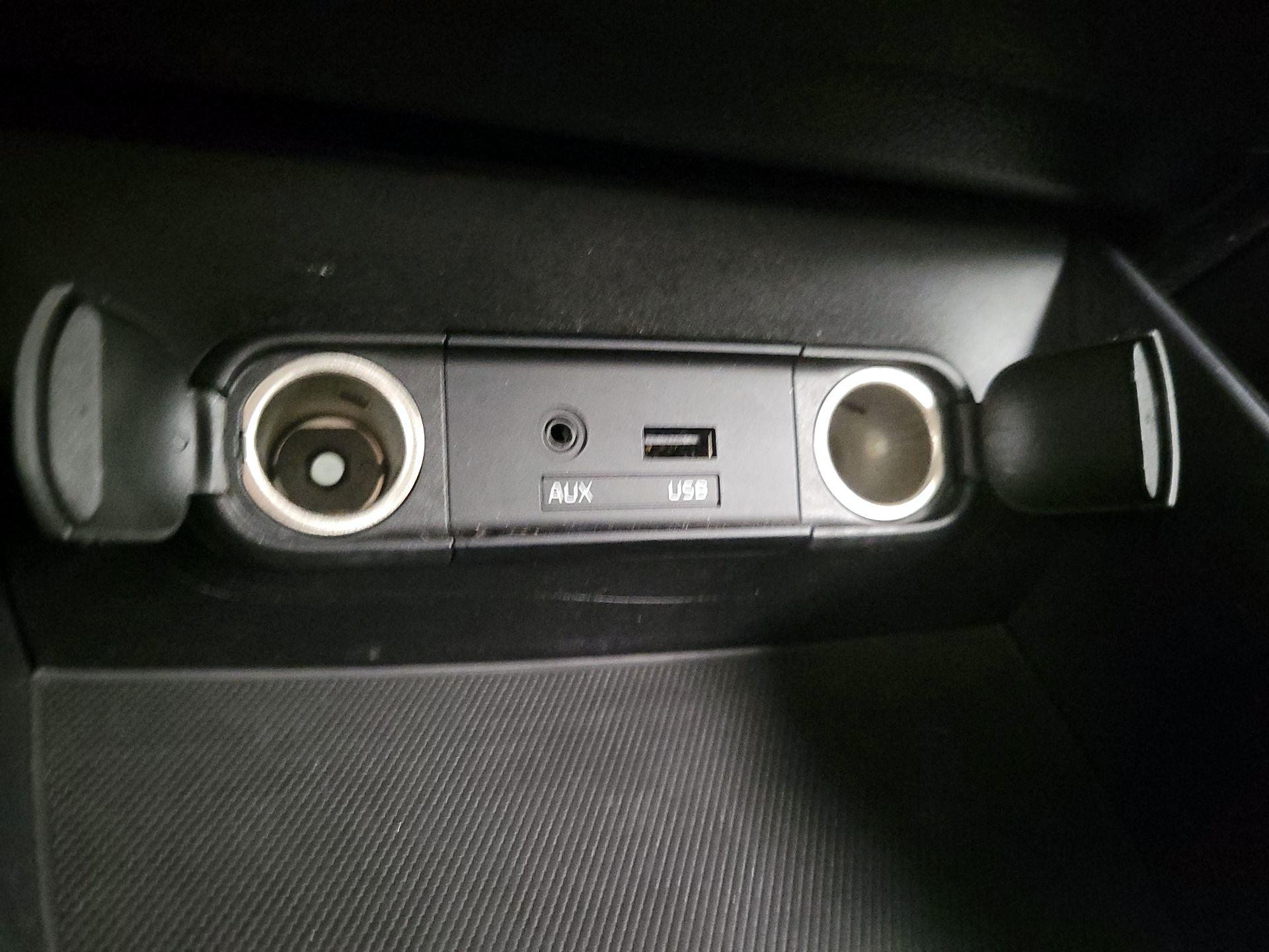 Thumbnail: 2014 Kia Soul - 17