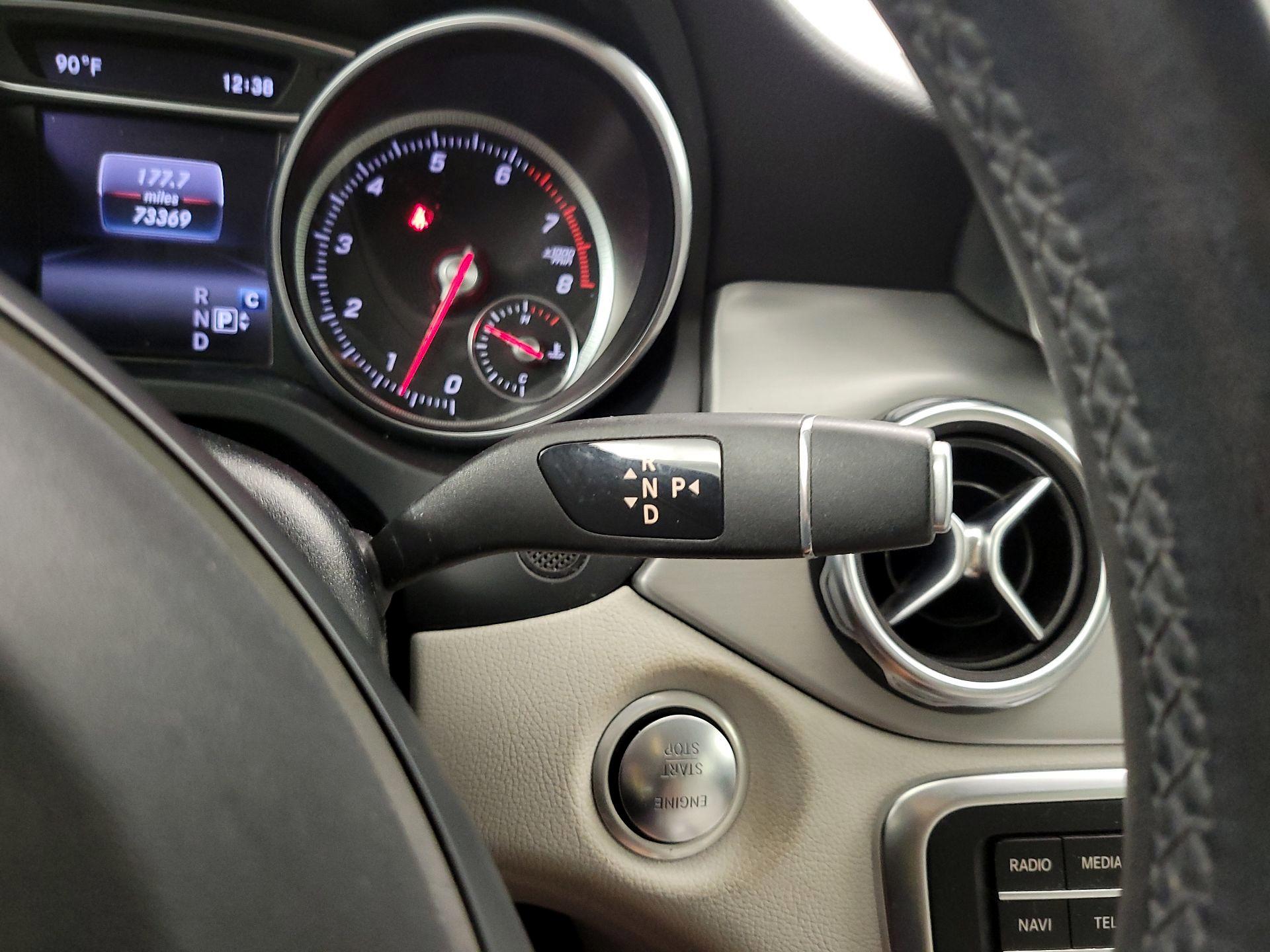 Thumbnail: 2020 Mercedes-Benz GLA - 17