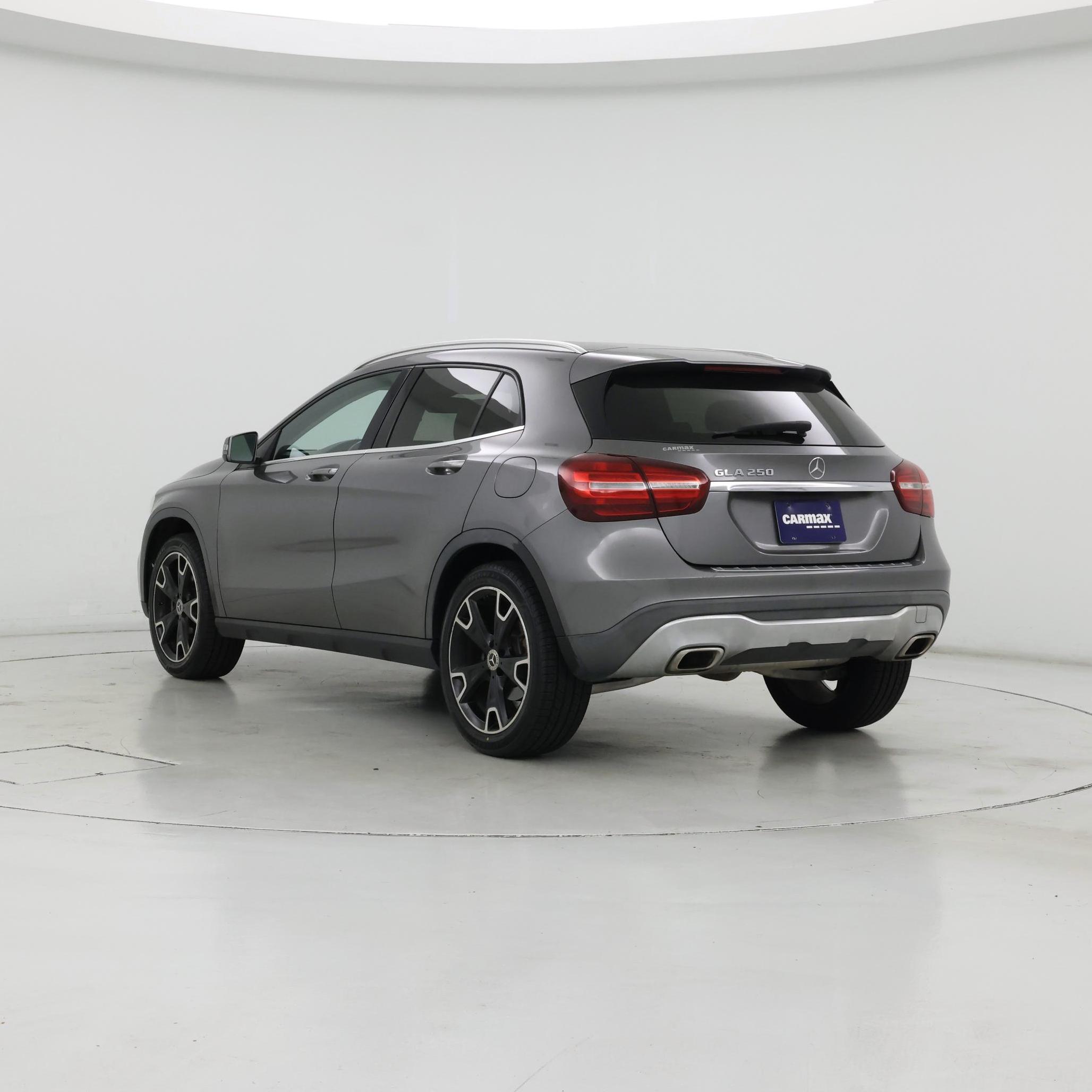 Thumbnail: 2020 Mercedes-Benz GLA - 2