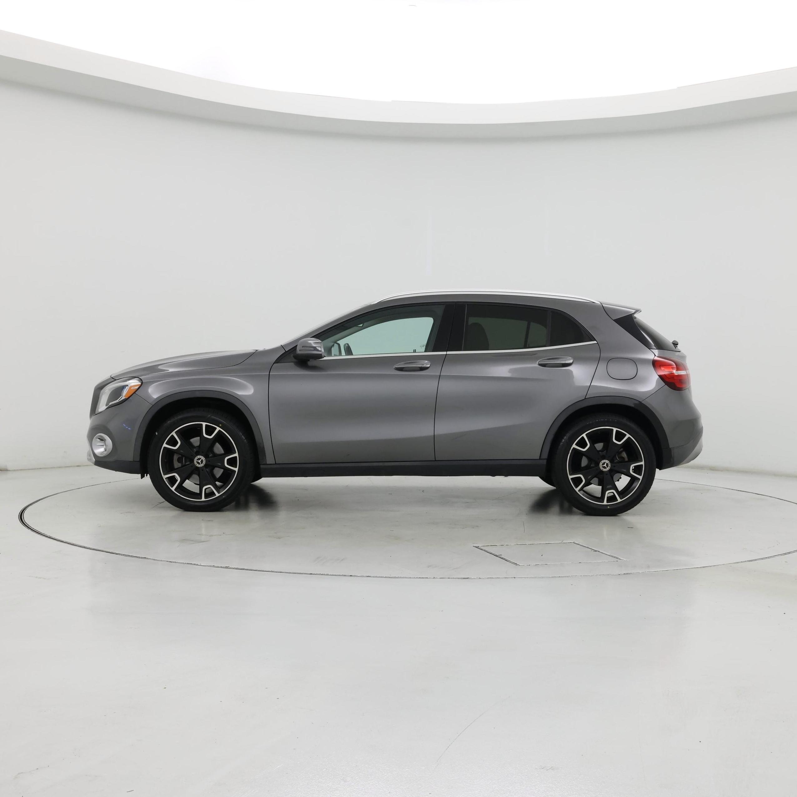 Thumbnail: 2020 Mercedes-Benz GLA - 3