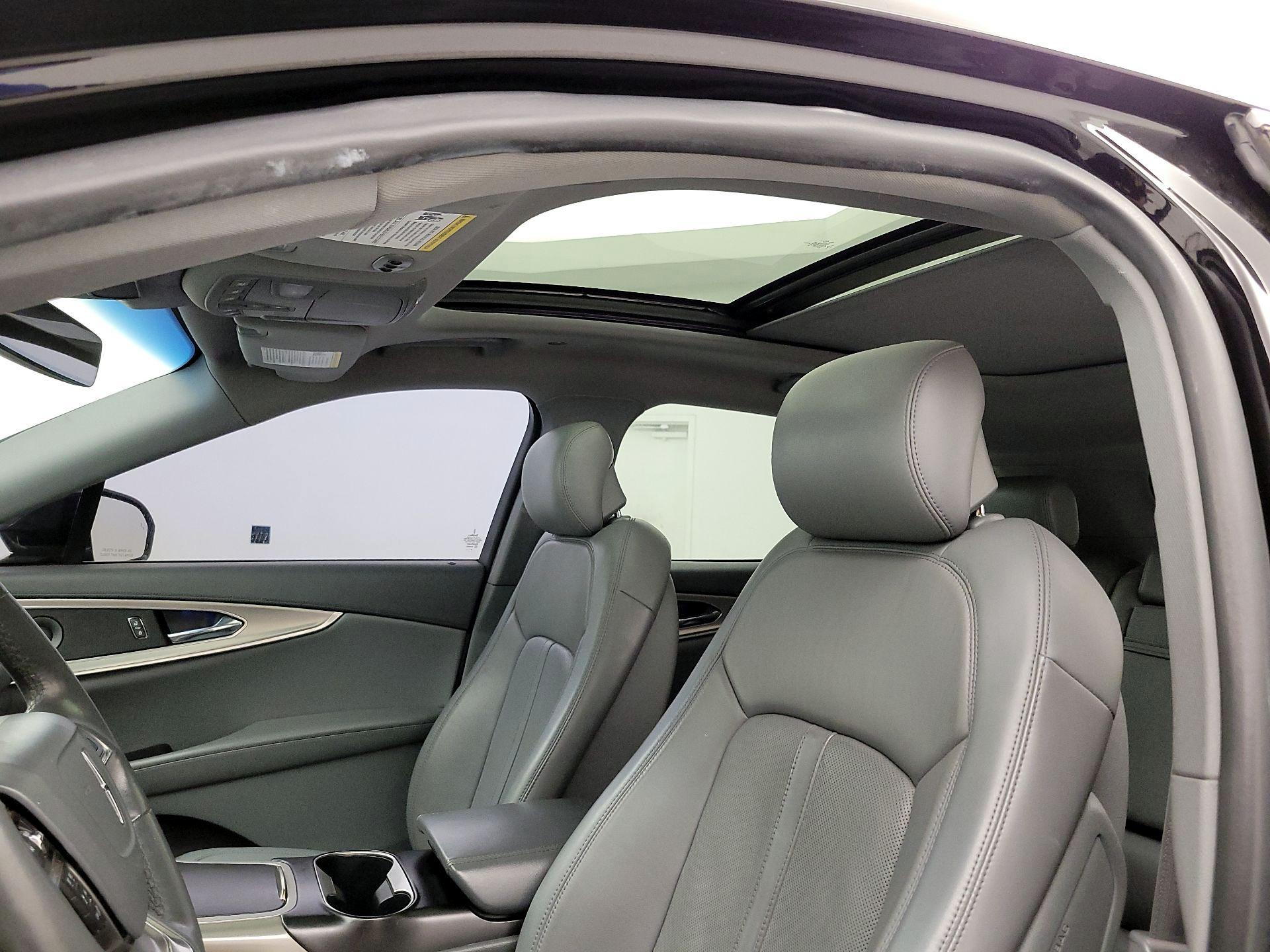 Thumbnail: 2020 Lincoln Nautilus - 20