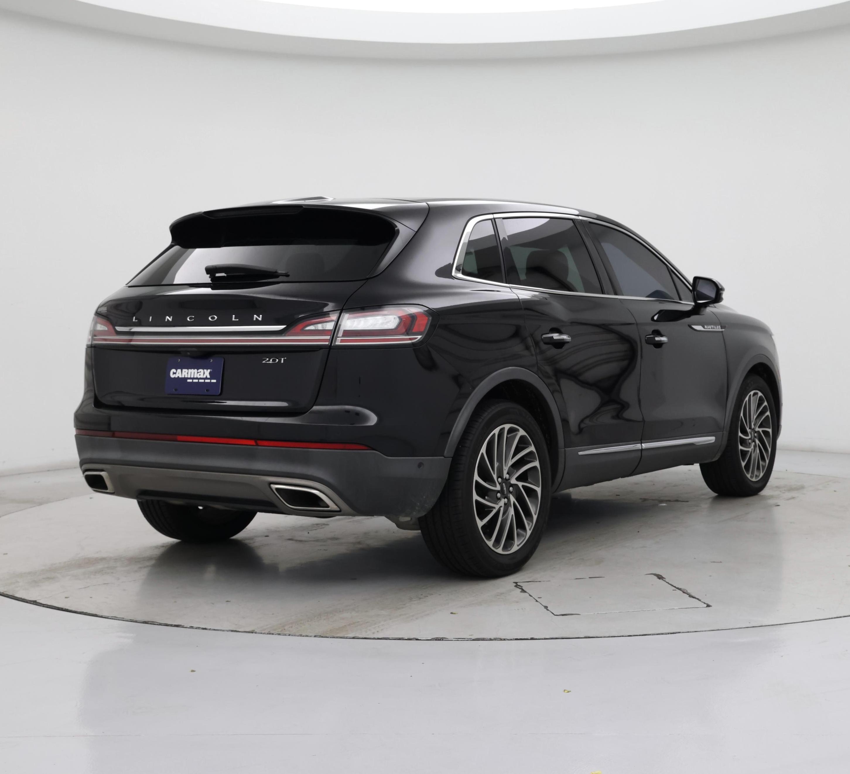 Thumbnail: 2020 Lincoln Nautilus - 8