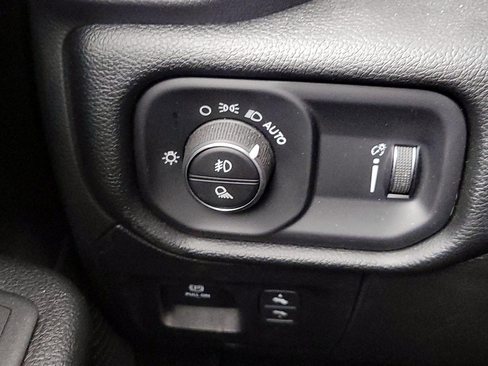 Thumbnail: 2022 RAM 1500 - 13