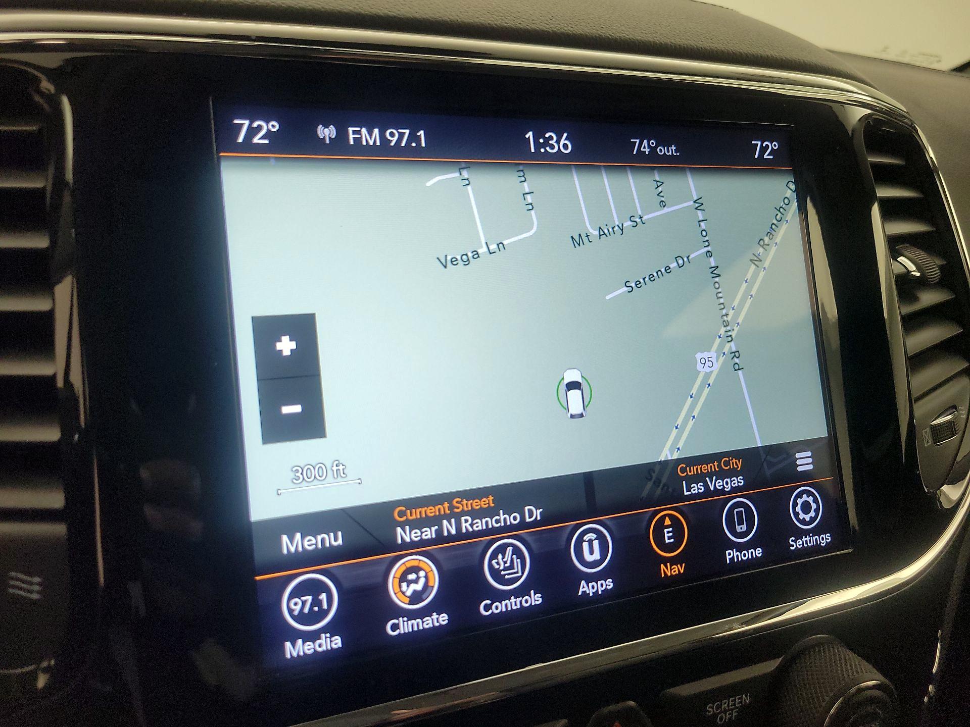 Thumbnail: 2021 Jeep Grand Cherokee - 14