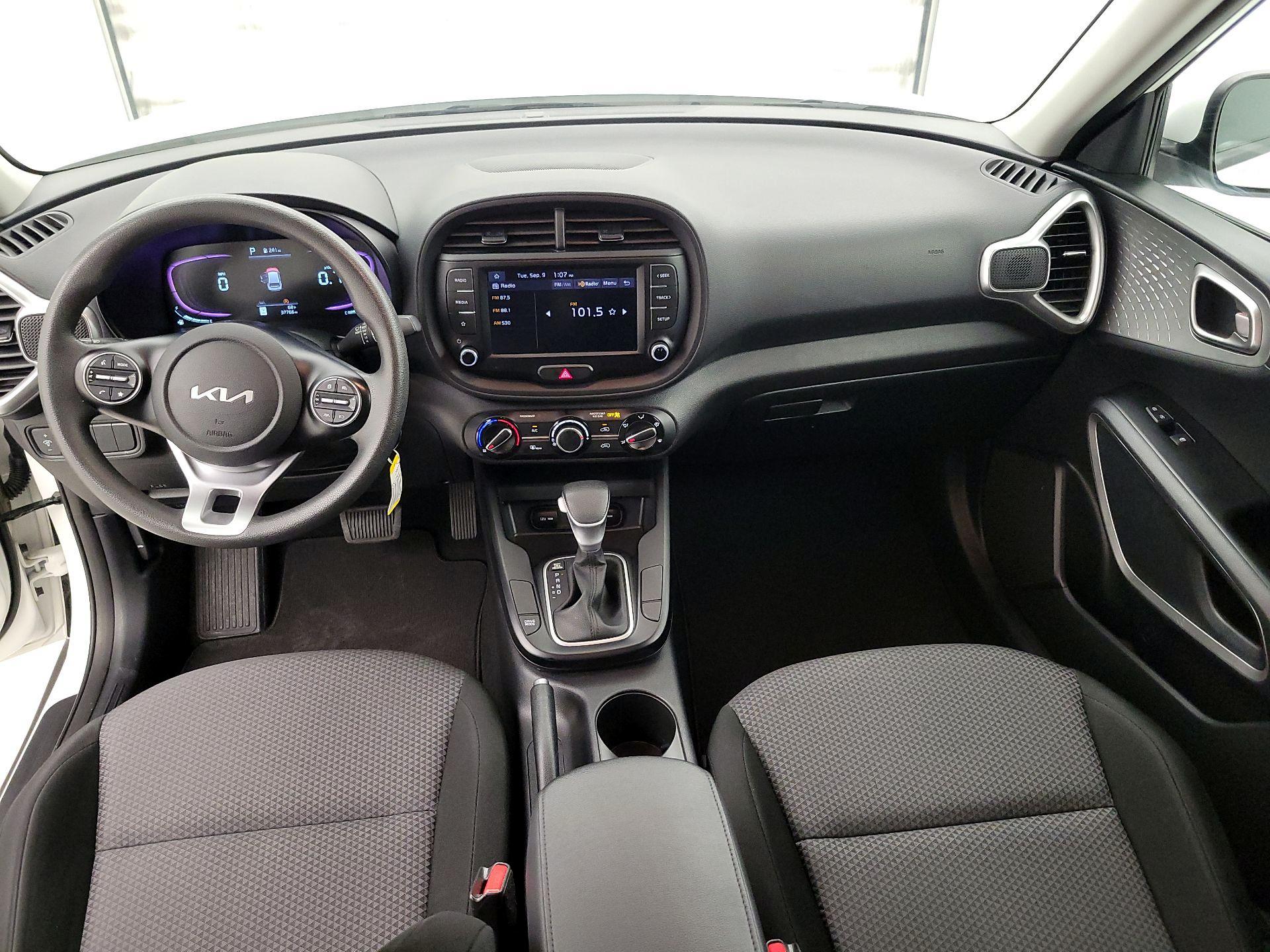 Thumbnail: 2023 Kia Soul - 9