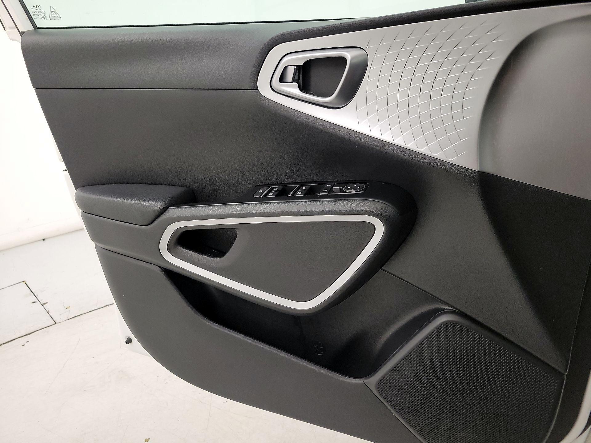 Thumbnail: 2023 Kia Soul - 12