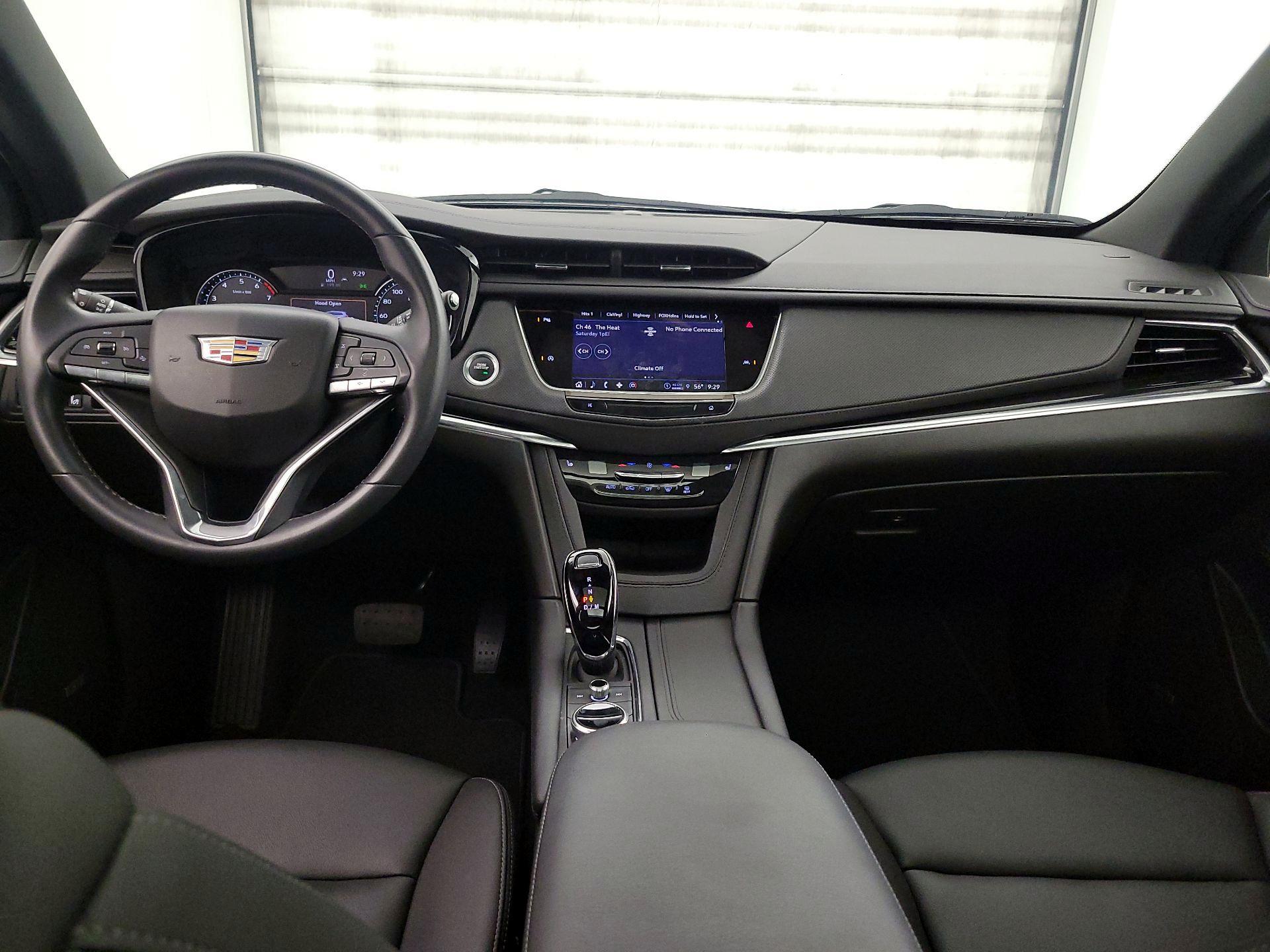 Thumbnail: 2023 Cadillac XT6 - 9