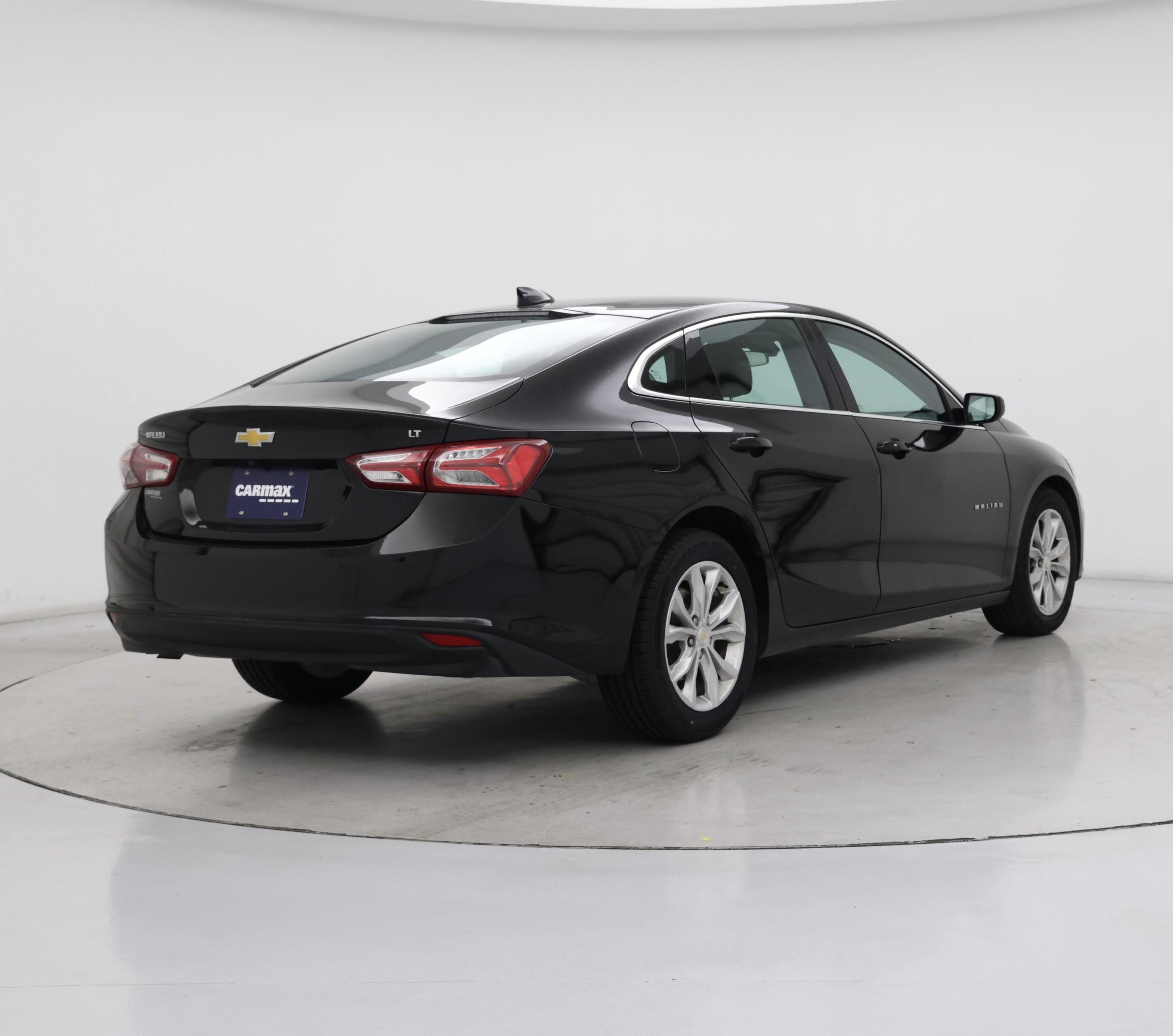 Thumbnail: 2022 Chevrolet Malibu - 8
