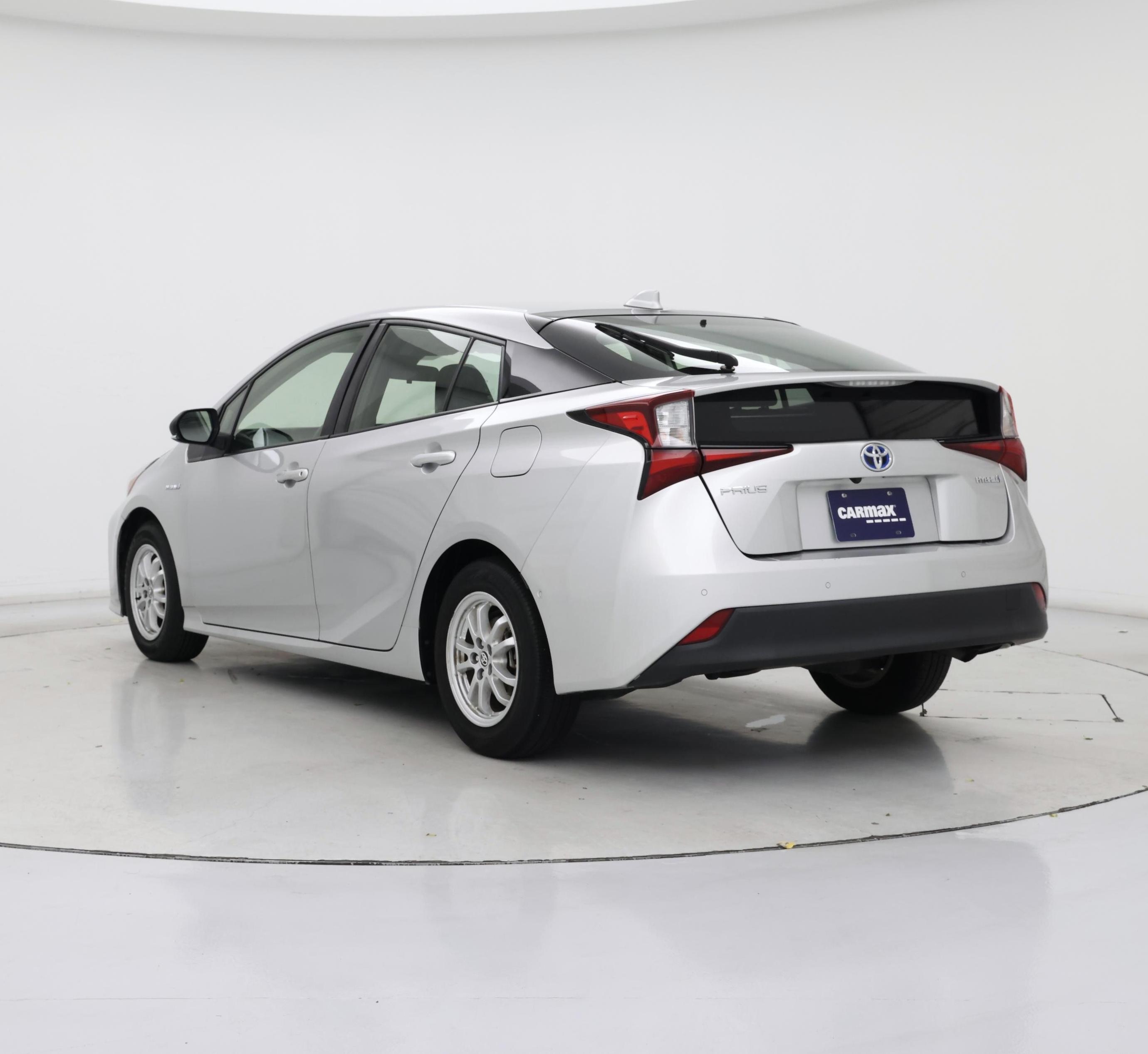 Thumbnail: 2022 Toyota Prius - 2