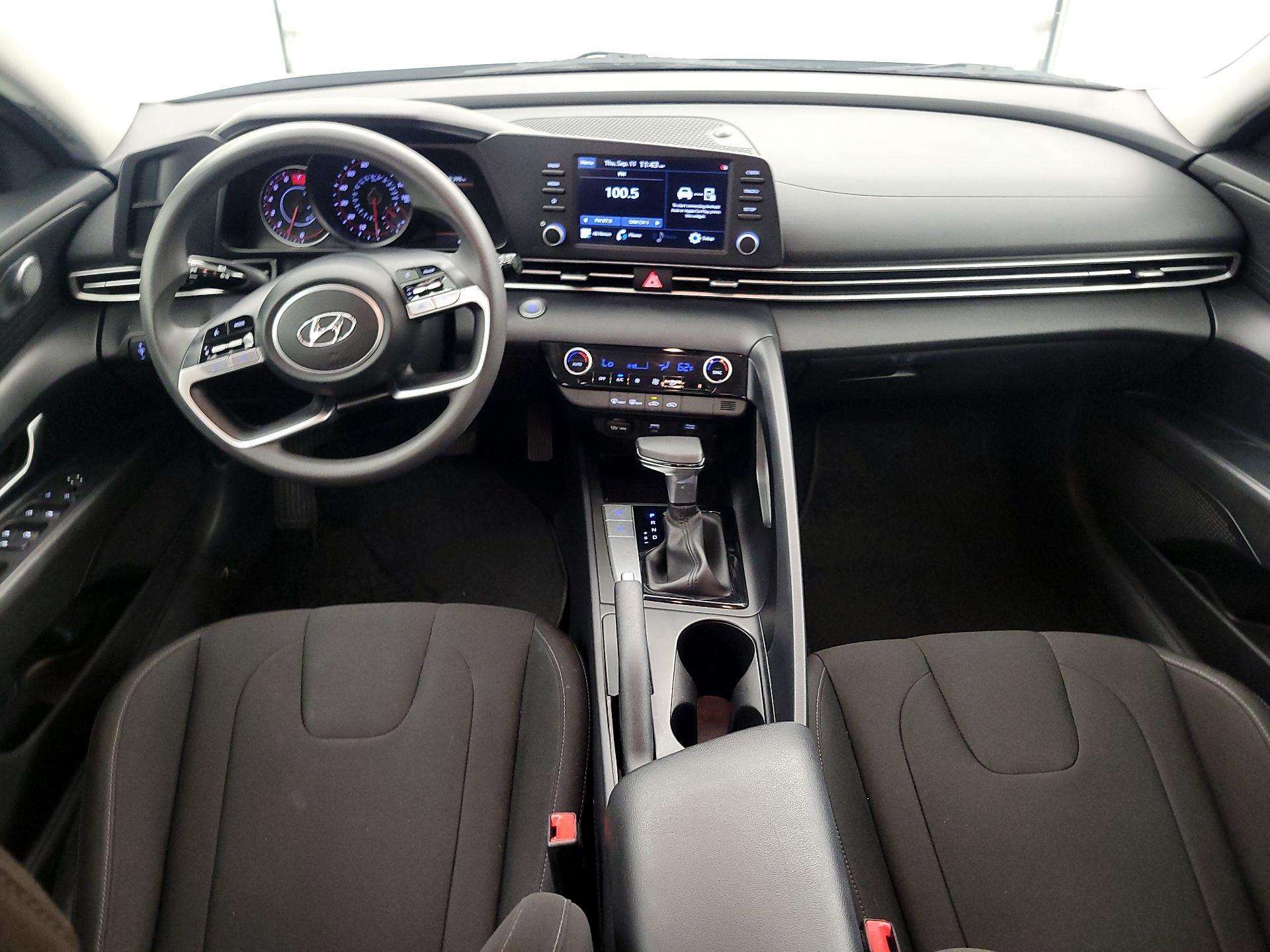 Thumbnail: 2023 Hyundai Elantra - 9